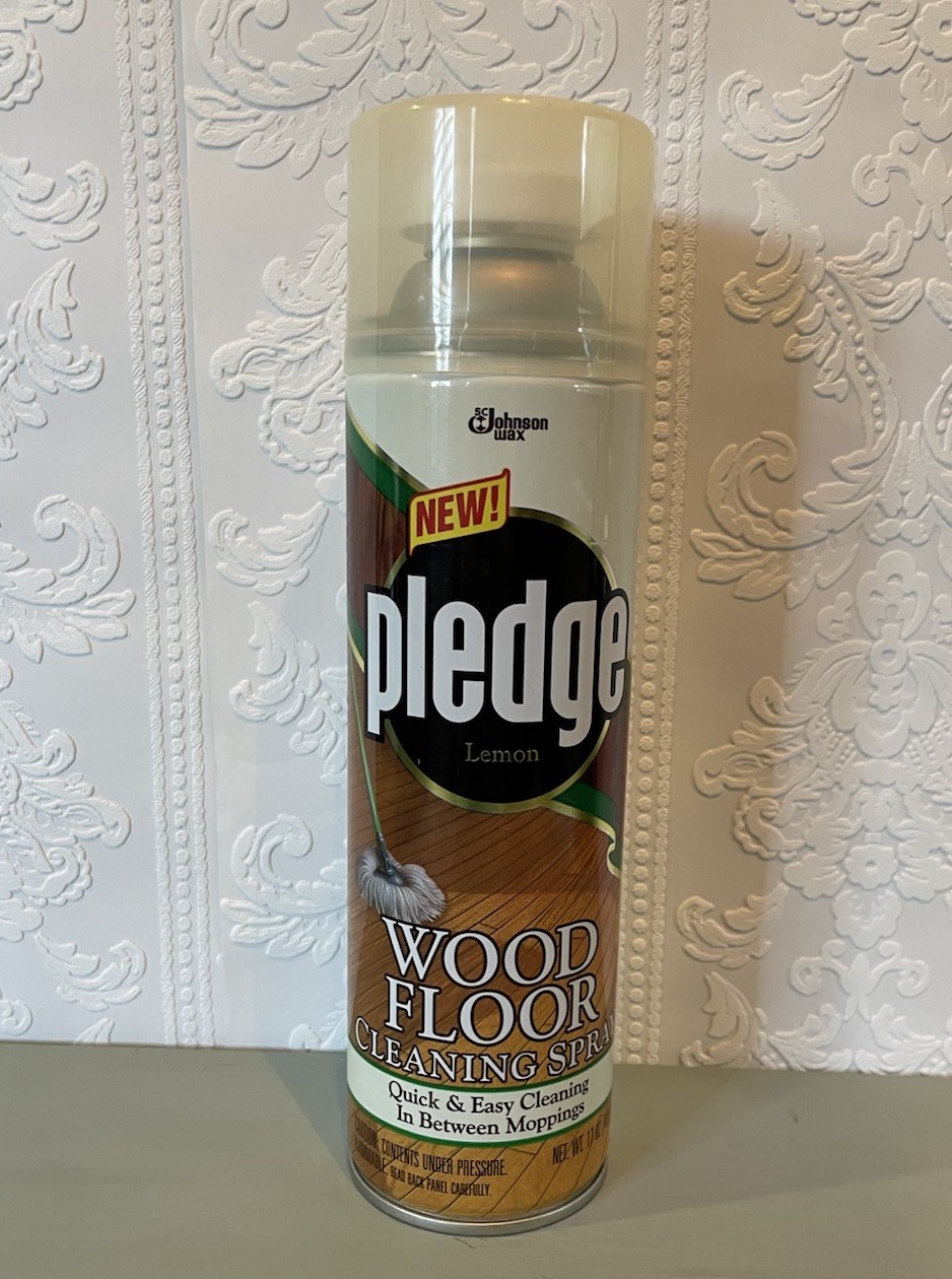 Vtg Pledge Lemon Wood Floor Cleaning Spray, 16 oz Aerosol Can, 1 Pack