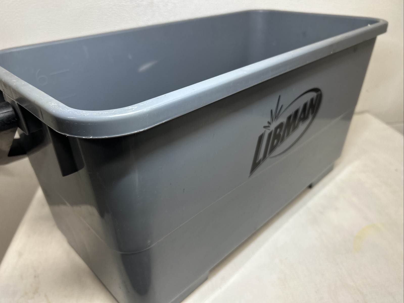 Libman 3.5-Gallon Window Cleaning Mop Bucket Container Grey w/Handle #01066