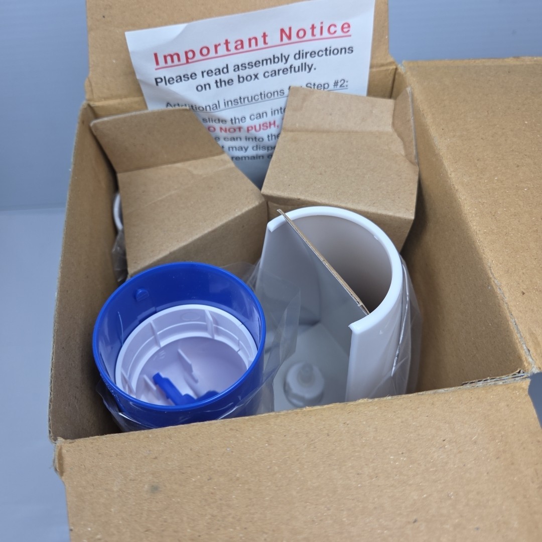 NEW Box LYSOL Ready Brush Refill Toilet Bowl Cleaning System Bathroom Cleaner