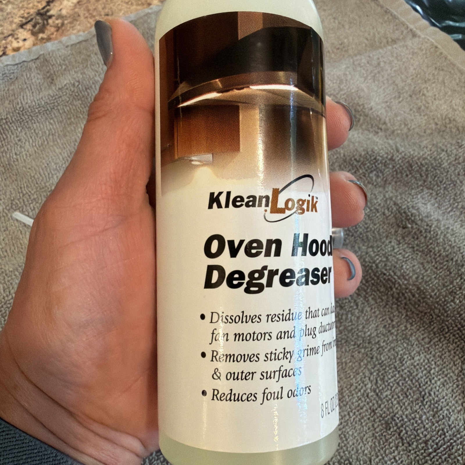 Klean Logik Oven Hood Degreaser 8 Fl oz Made in USA Sealed With Sprayer.