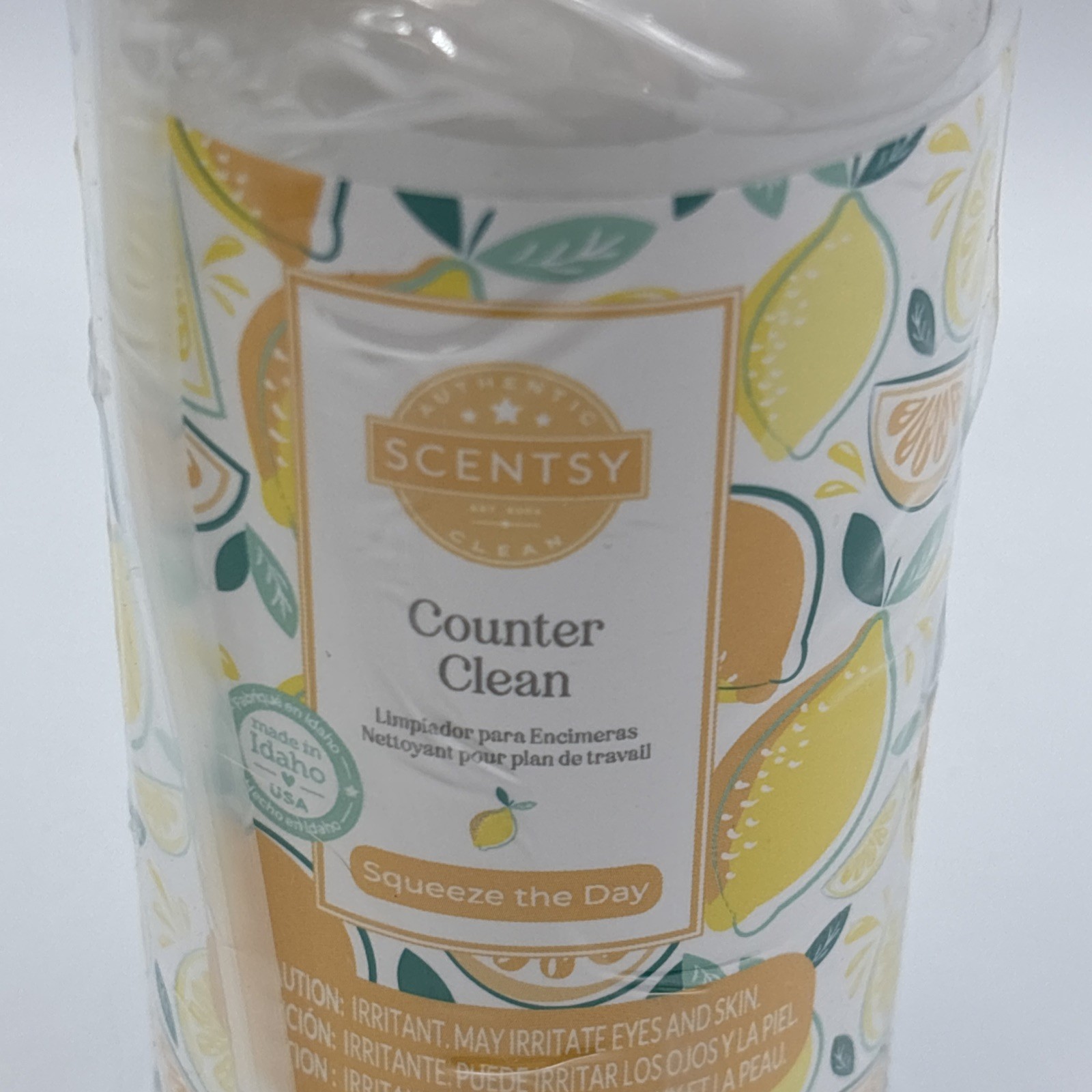 Scentsy Bathroom Cleaner & Counter Clean Squeeze The Day 16 fl oz. Spray Bottle