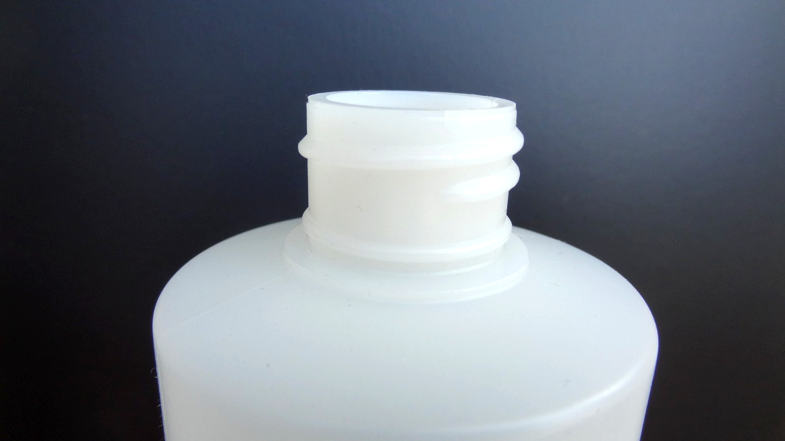 32 oz White HDPE Plastic Cylinder Round Bottle 28-410 Neck Finish ~ Pack of 10