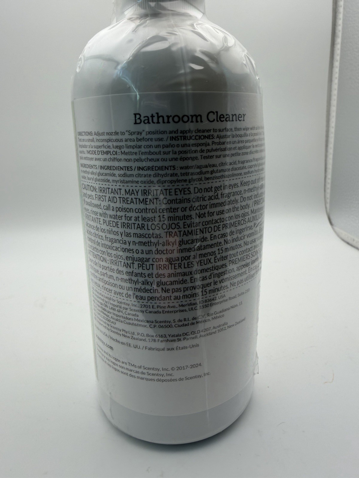 Scentsy Bathroom Spray Cleaner Banana Leaf & Bamboo 16 oz NEW