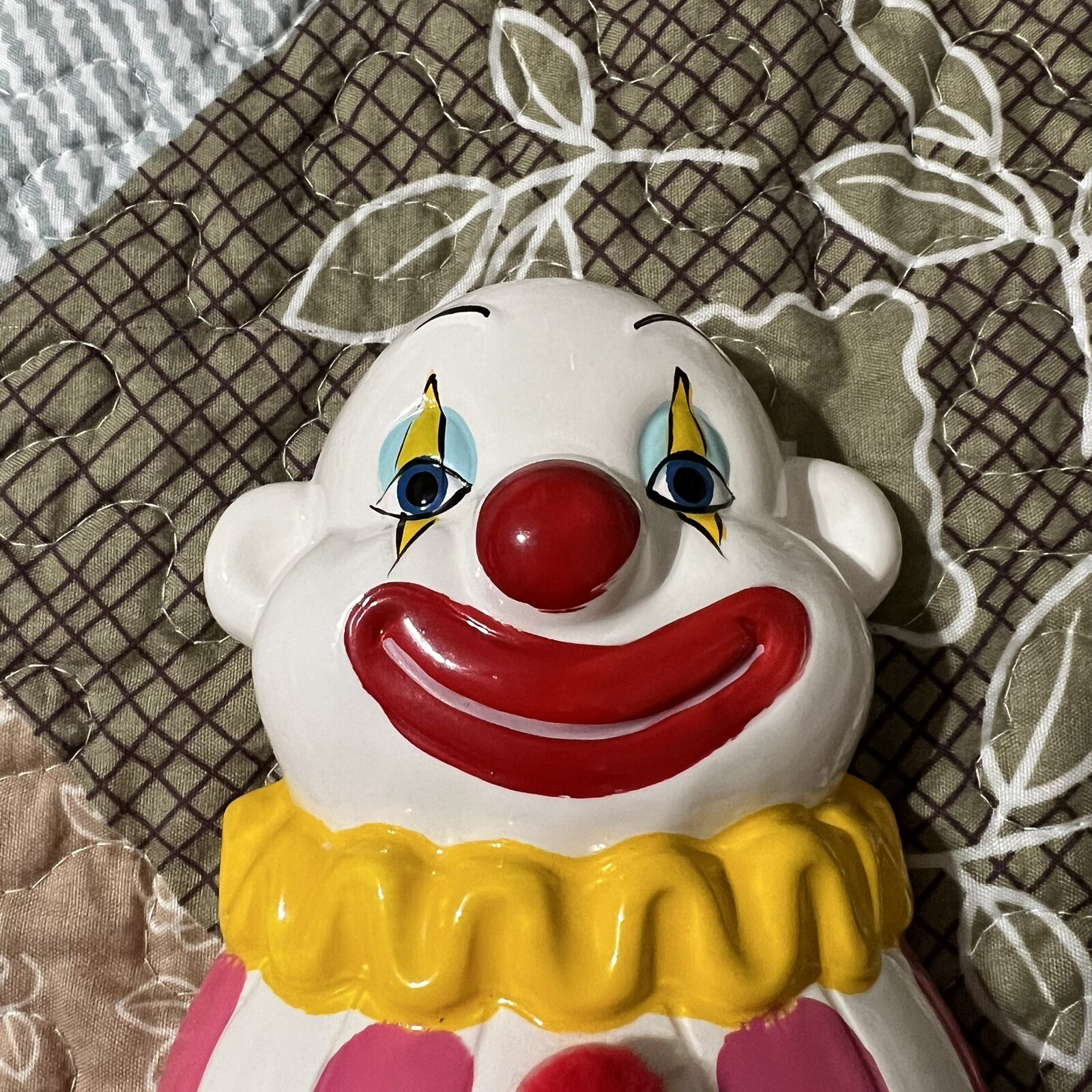 Vintage CLOWN Furniture Duster Ceramic Holder Trippies Inc Pink Duster