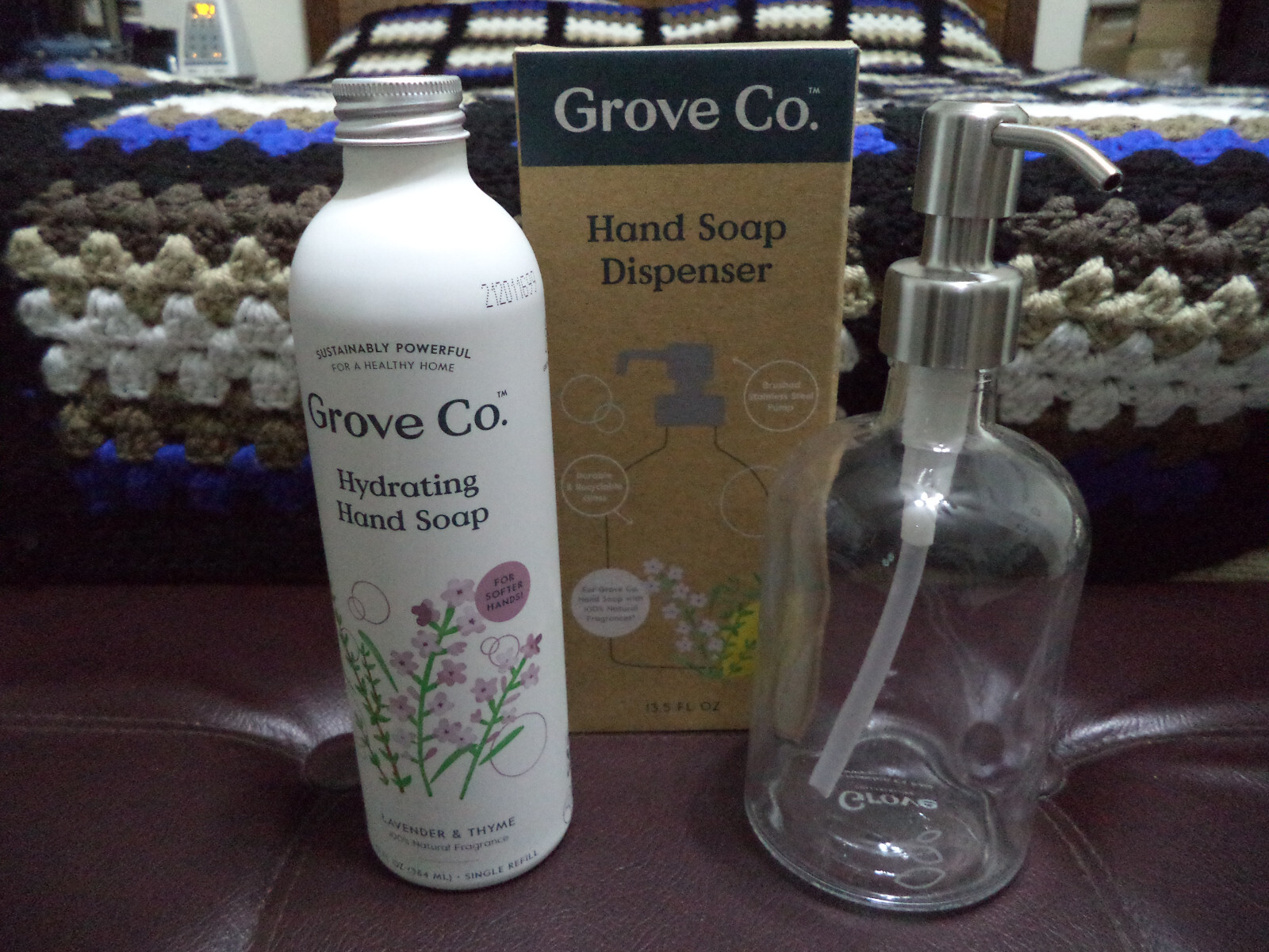 BUNDLE LOT GROVE LAVENDER THYME HYDRATING HAND SOAP & GLASS PUMP DISPENSER COMBO