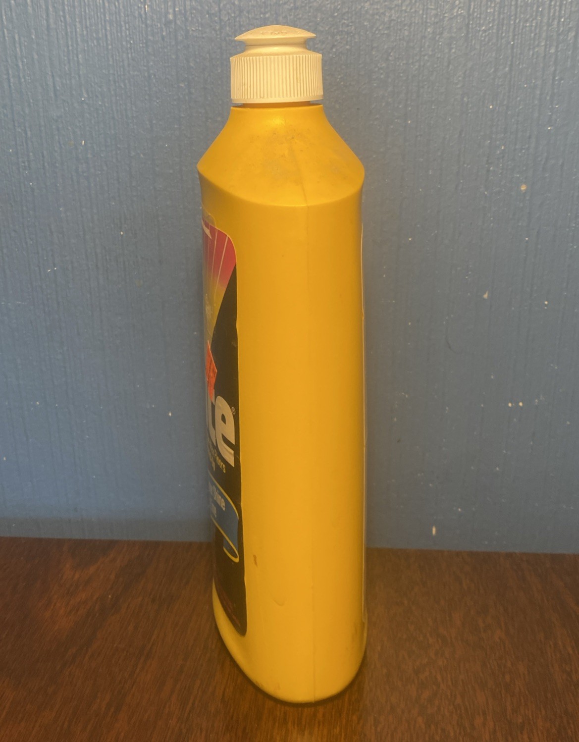 VINTAGE Johnson BRITE For No Wax Floors 32 fl oz Bottle – 1982 Cleaner, 60% Full