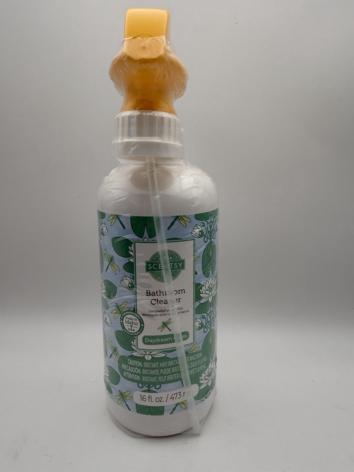 Scentsy Bathroom Cleaner Daydream Oasis Scent 16 fl oz. Spray Bottle NEW