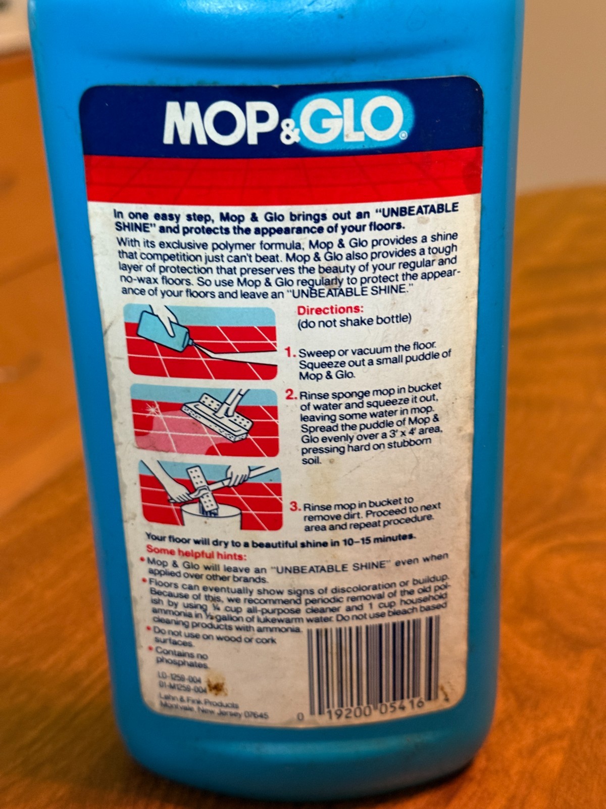 Vintage MOP & GLO Floor Shine Cleaner Movie Prop 16 oz Bottle 90% Full