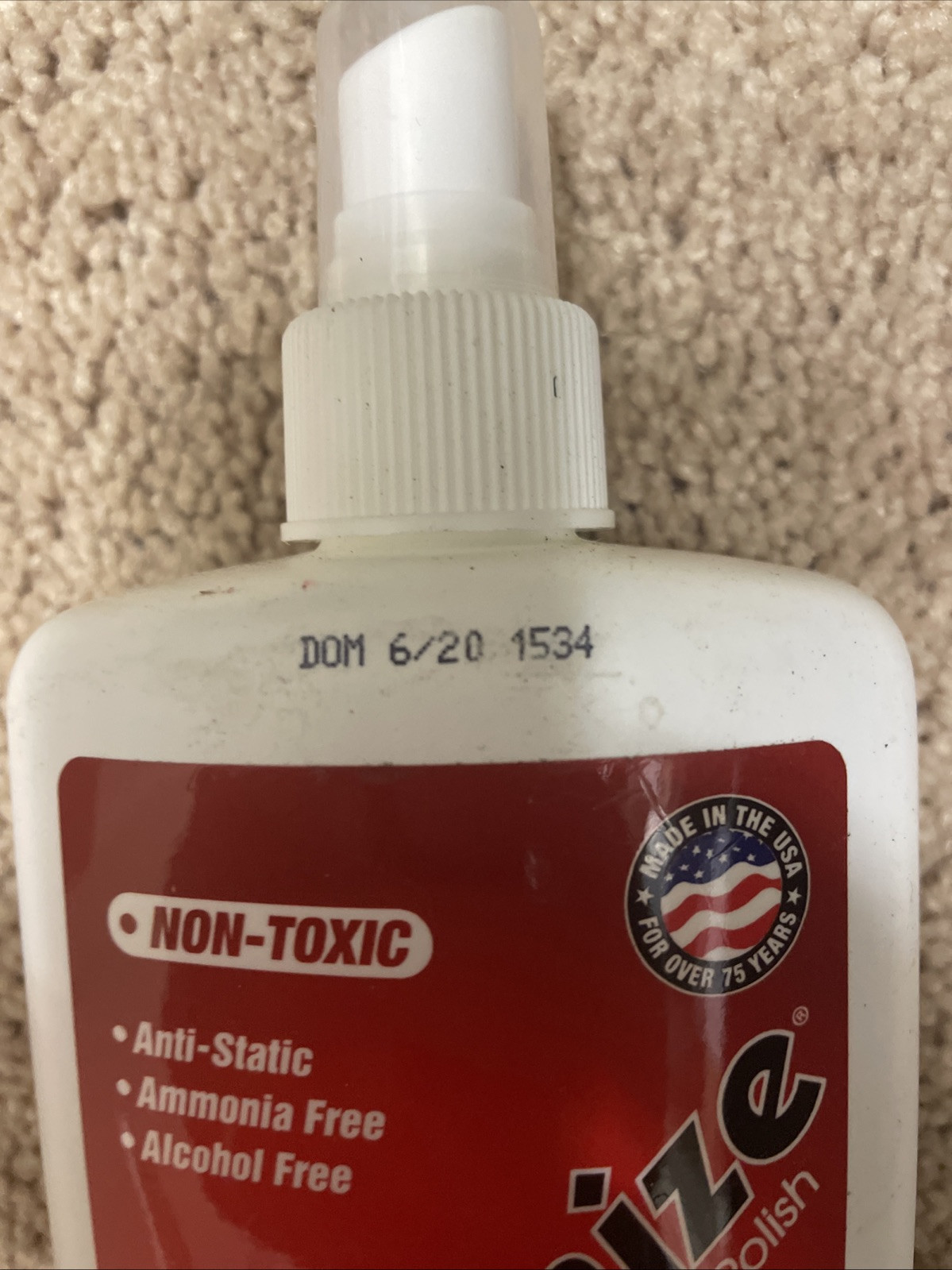 2 EA Plastic glass cleaner polish 8 oz bottles original Brillianize Terry Cloth