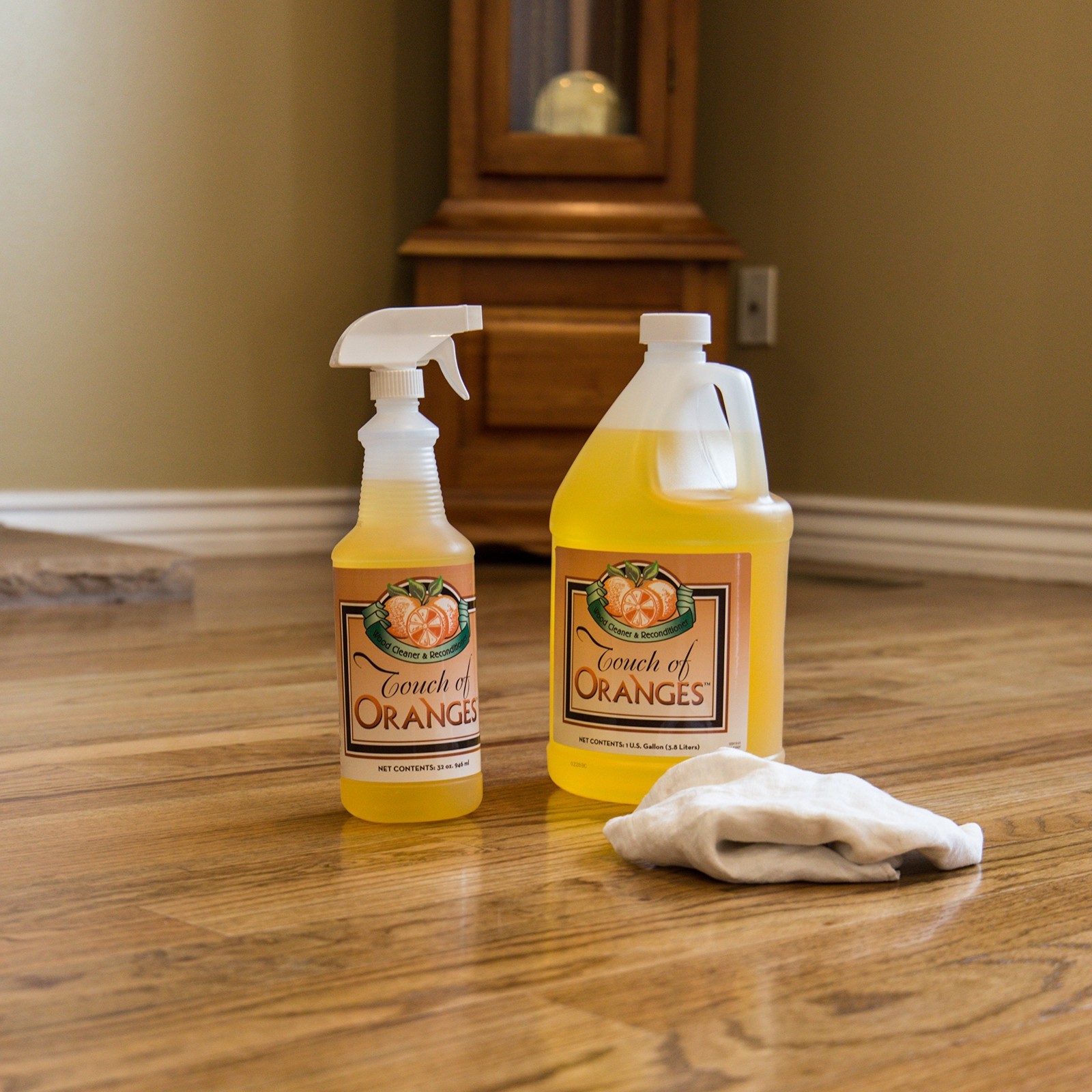 Wood Cleaner & Polish Spray – Real Orange Oil, Luster Finish, Restores Cabinets
