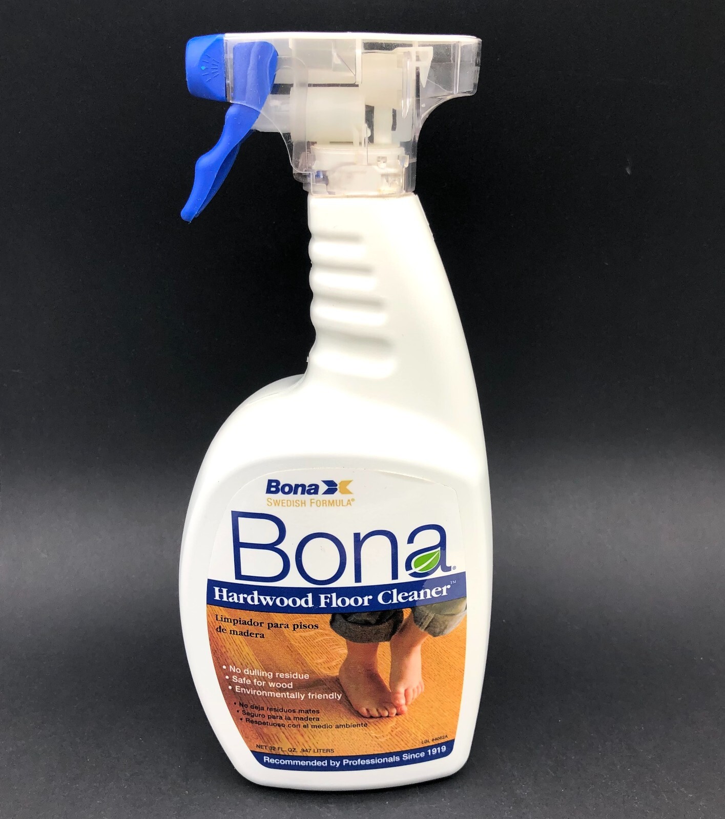 Bona Hardwood Floor Cleaner Spray 32 Ounce Spray Bottle with Easy Grip Neck