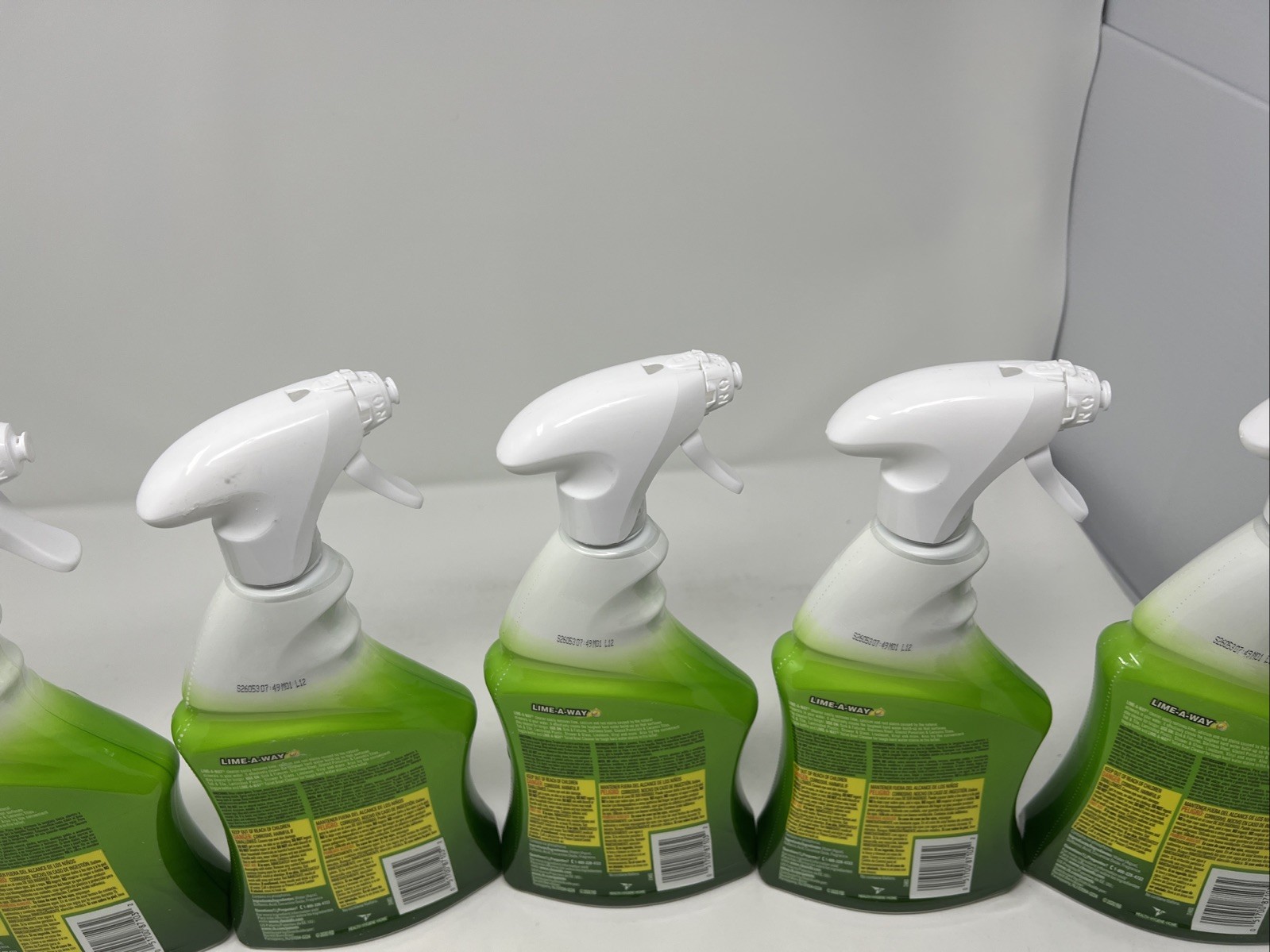 LIME-A-WAY 87103 22 oz. Spray Bottle Lime, Calcium and Rust Remover (6/CT) New