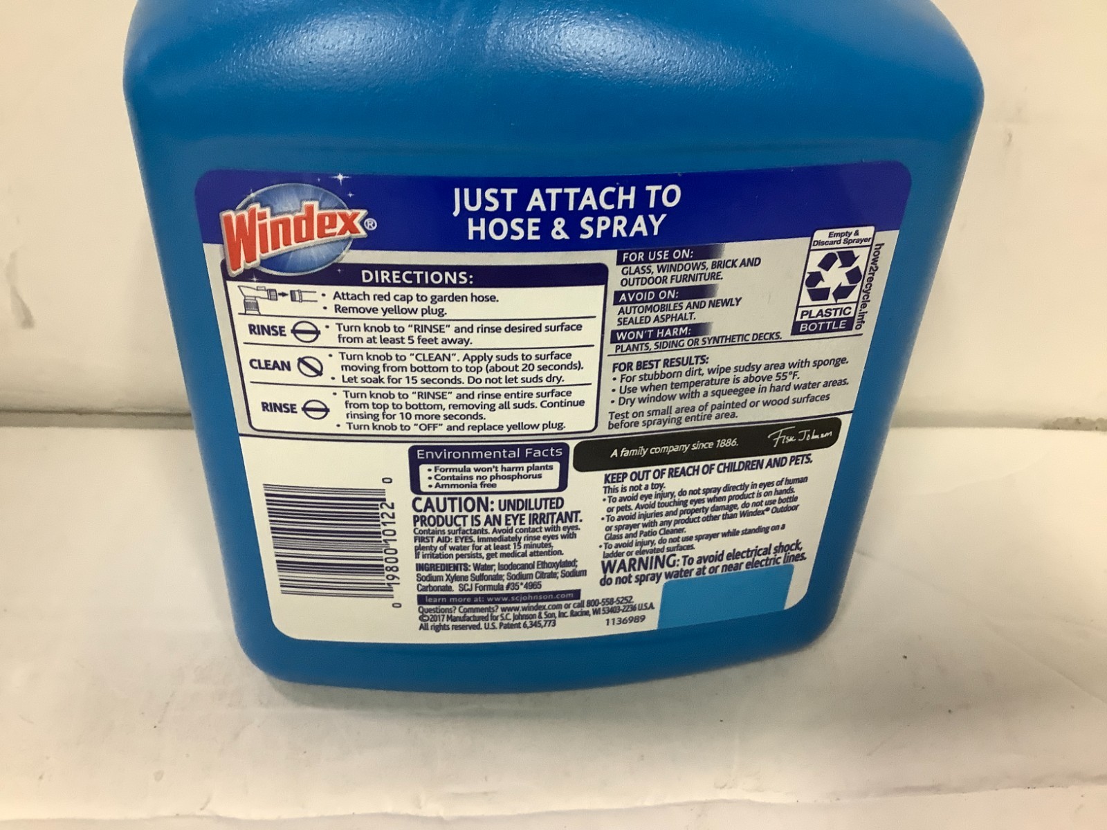 Windex Outdoor Glass & Patio Cleaner, 32 Fl. Oz., Connects to Hose End