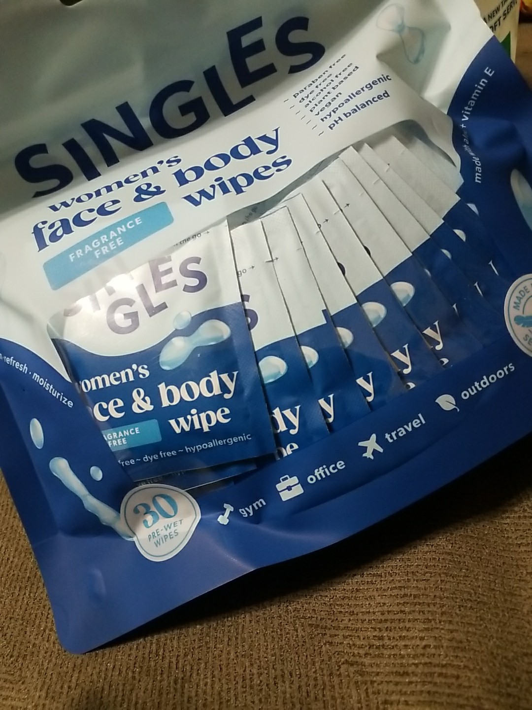 Singles Womens Face and Body Wipes Fragrance Free 30 Count