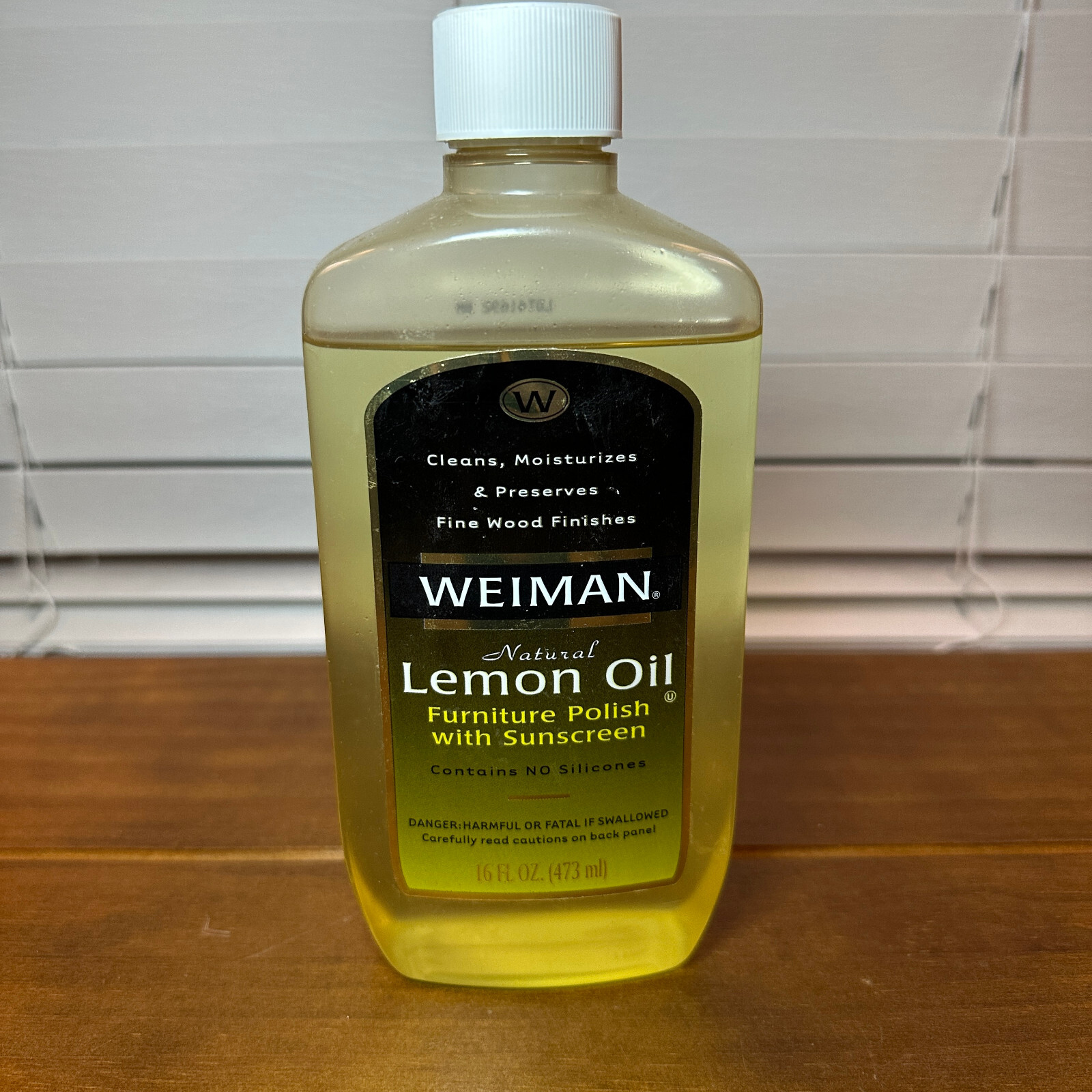 Original Weiman Enhancing Lemon Oil Furniture Polish Sunscreen 16 oz 90% Full