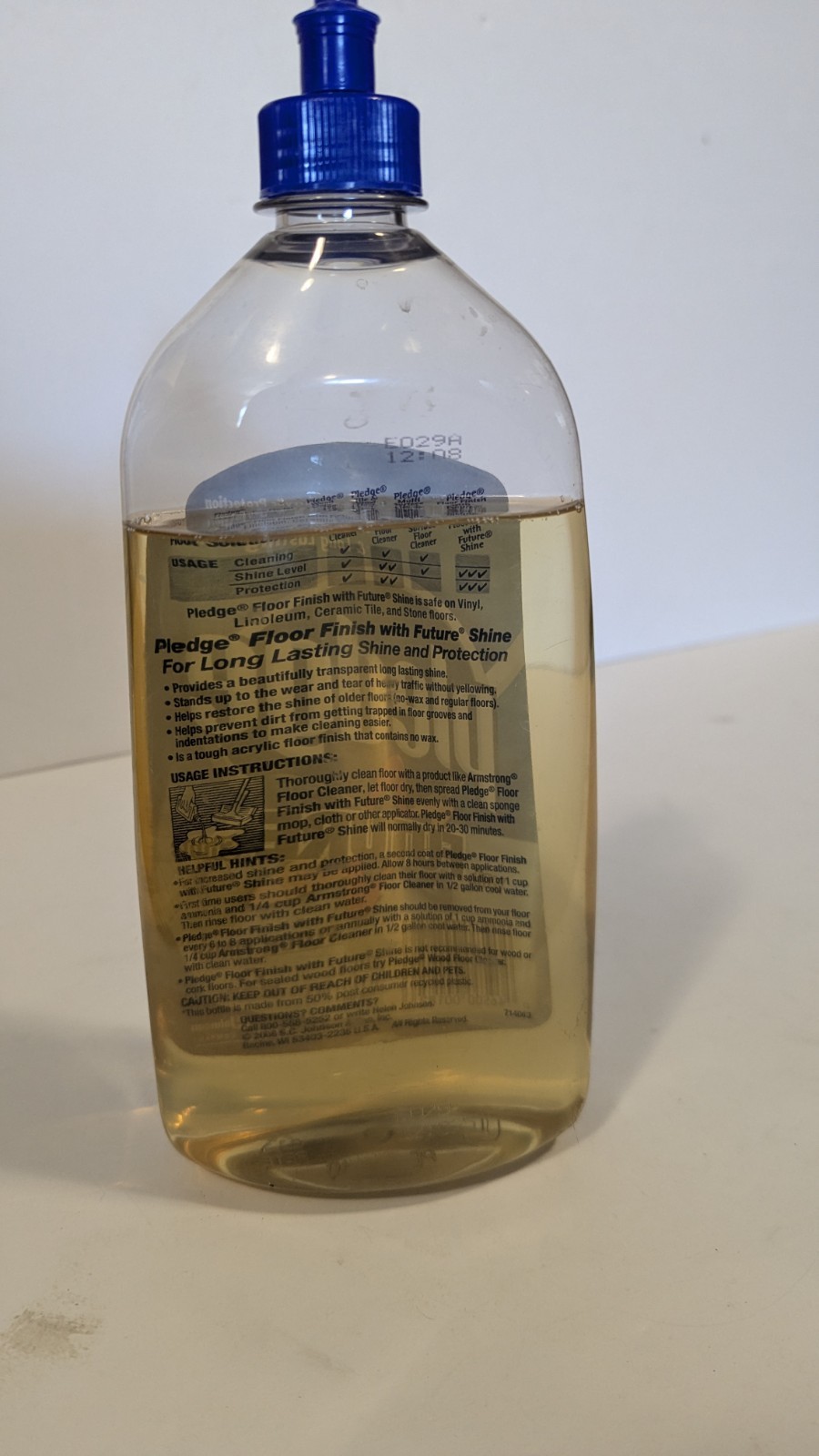 SC Johnson Future Shine Acrylic Floor Finish Polish Wax 27 fl oz 85-90% +/- Full