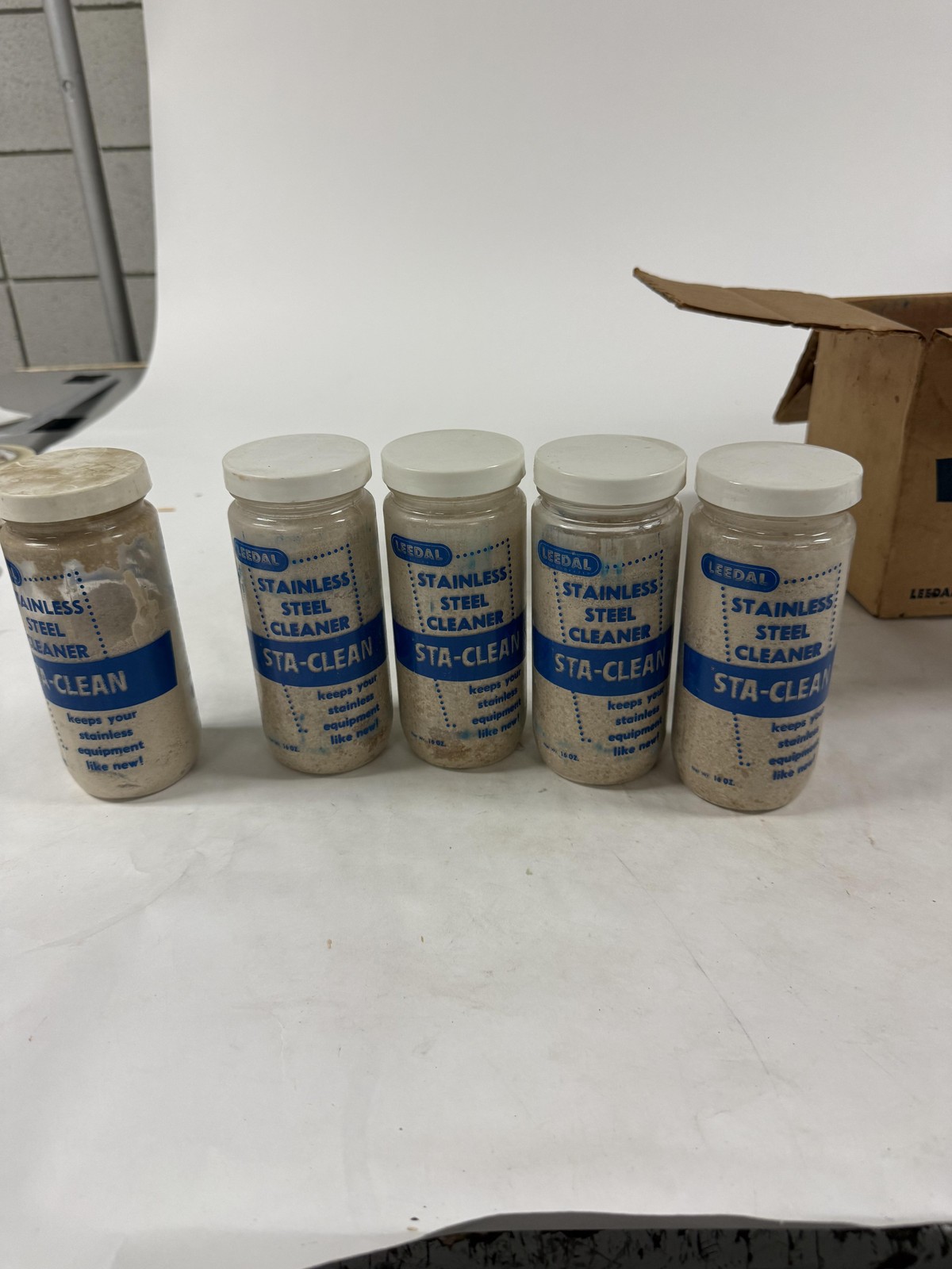 Vintage Leedal Sta-Clean Stainless Steel Cleaner 6x16oz Jars Original Box