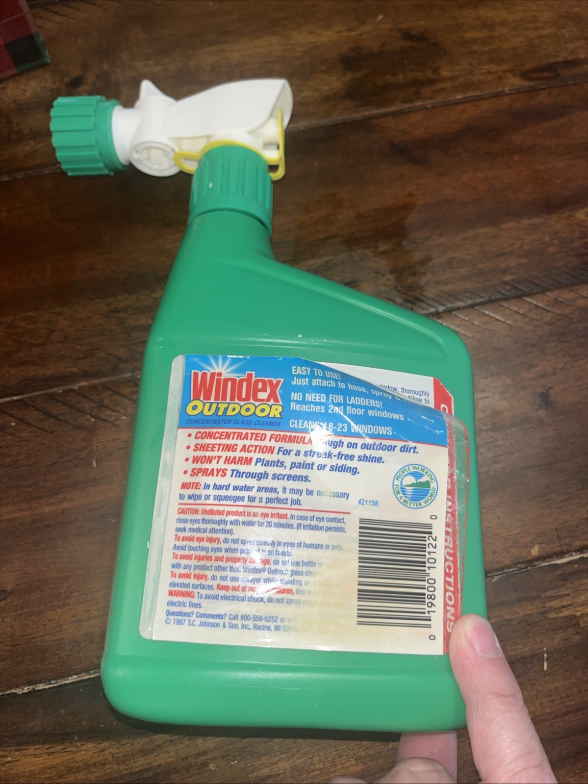 Windex Outdoor Glass & Patio Cleaner, 32 Fl. Oz., Connects to Hose End