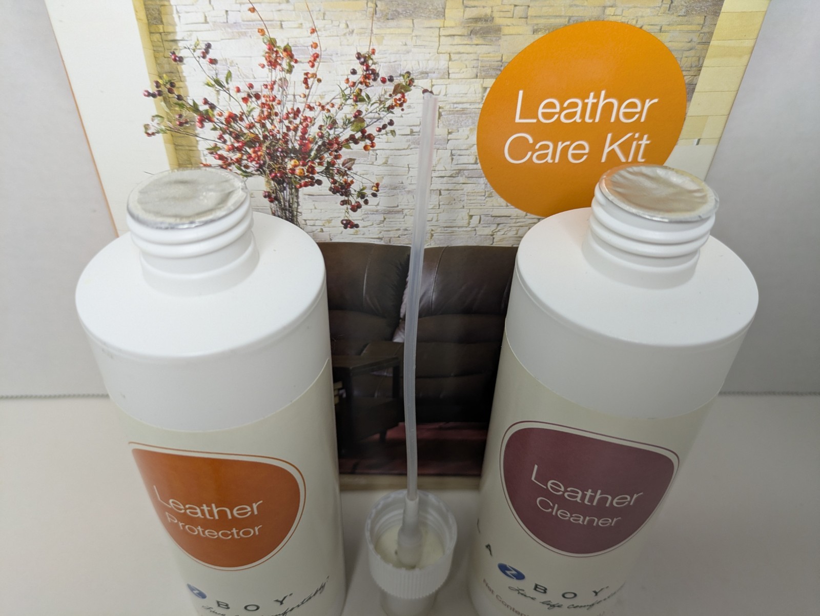 La-Z-Boy Leather Care Kit Cleaner Protector 8oz Bottles Sprayers Upholstery NEW