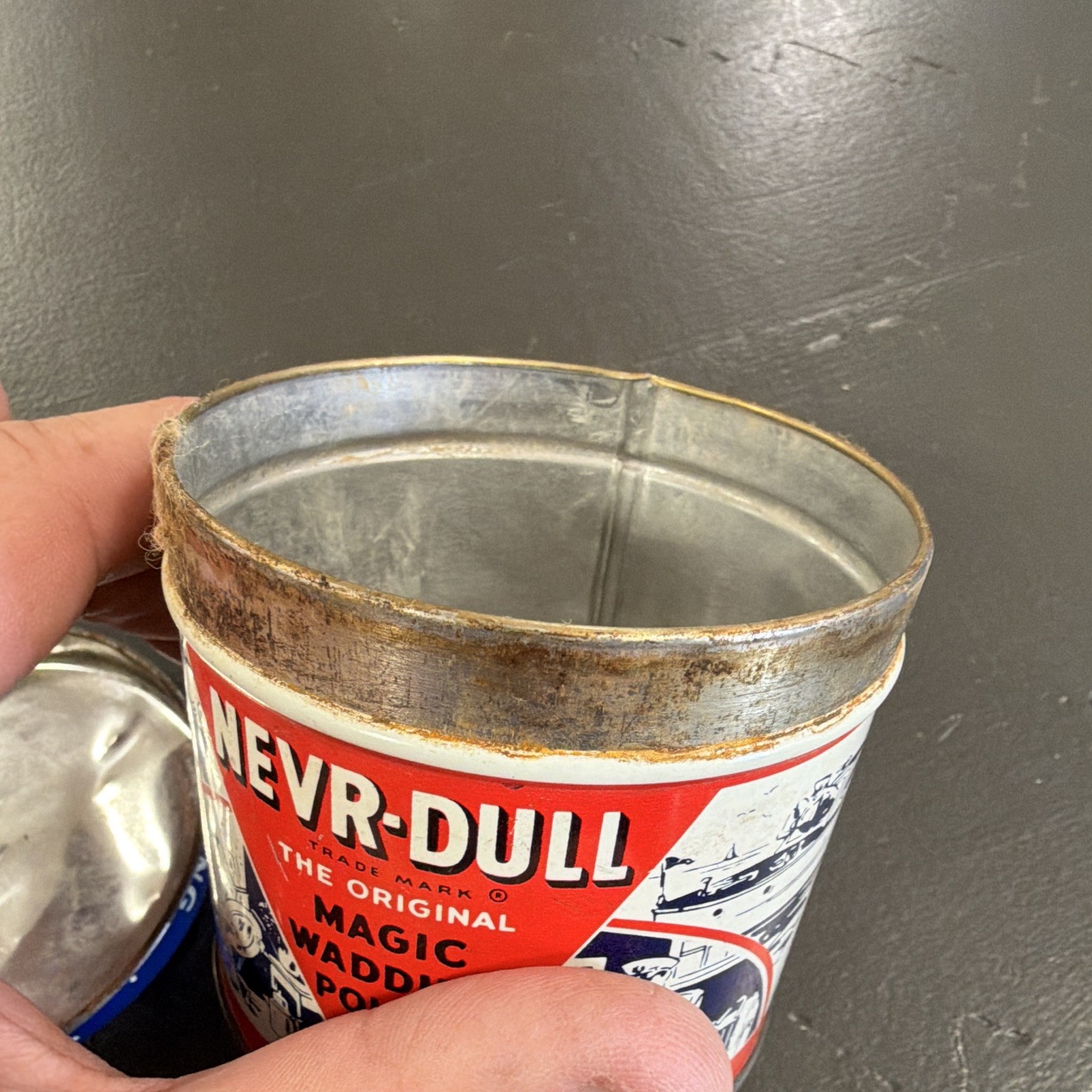 NEVR-DULL Magic Wadding Metal Polish Tin 5 oz, Time & Money Saving (2725)