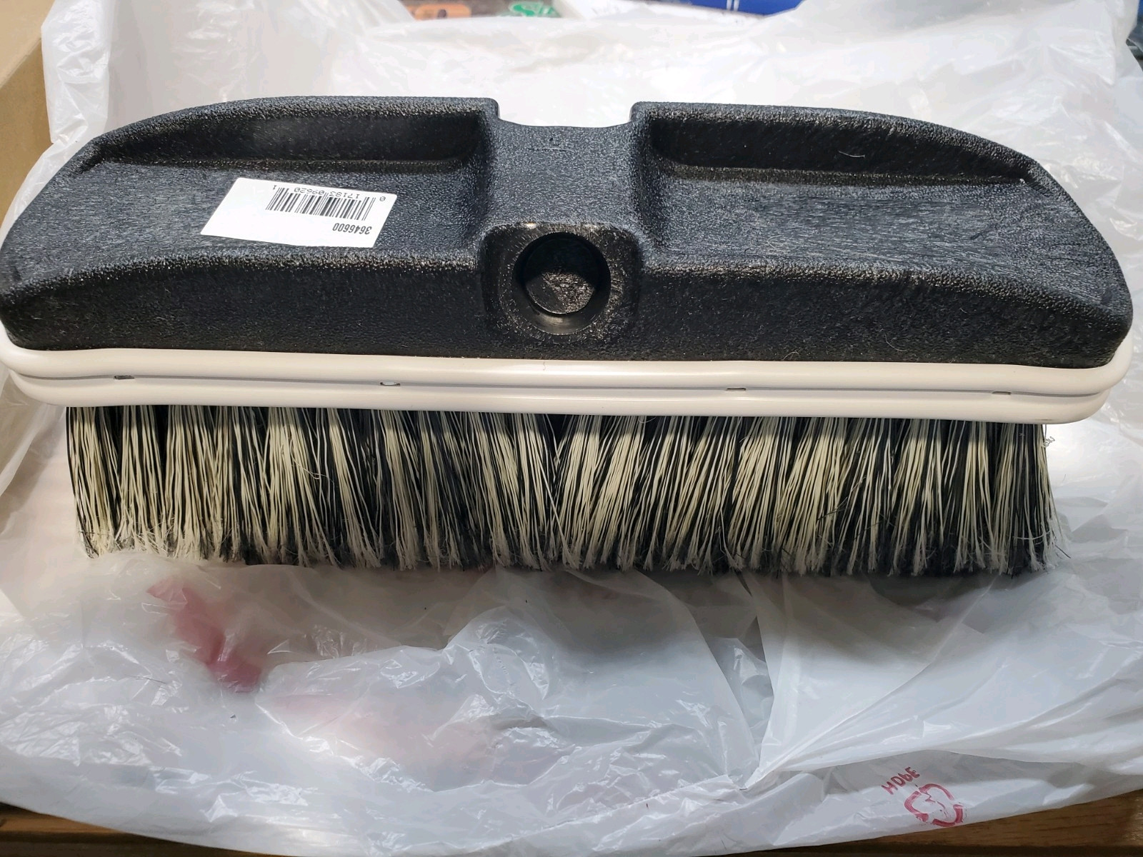 CARLISLE FLOPAK 10″ FLAGGED BRISTLE VEHICLE WASH BRUSH, FLOTHRU CAP ABLE 3646600