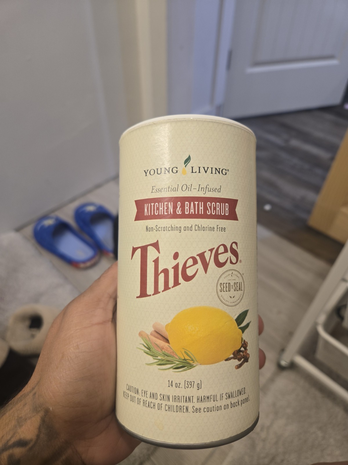 Young Living Thieves Kitchen and Bath Scrub New Sealed