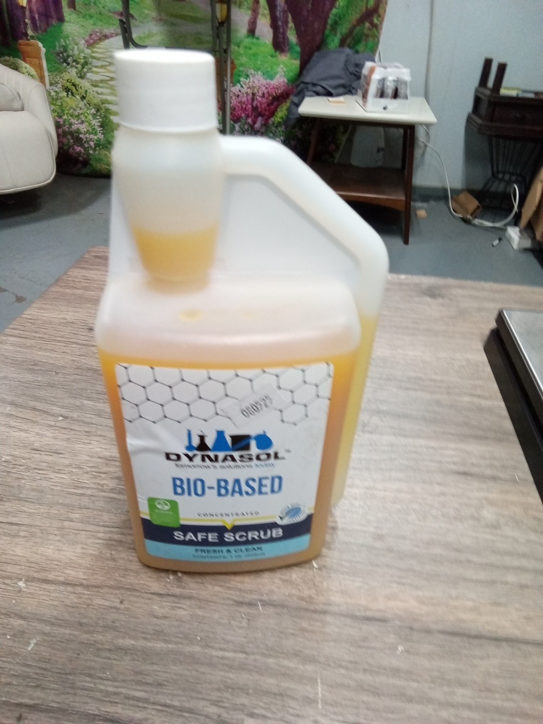 Dynasol Bio-Based Concentrated Safe Scrub Fresh & Clean 1 Qt (949ml) 502 Dt