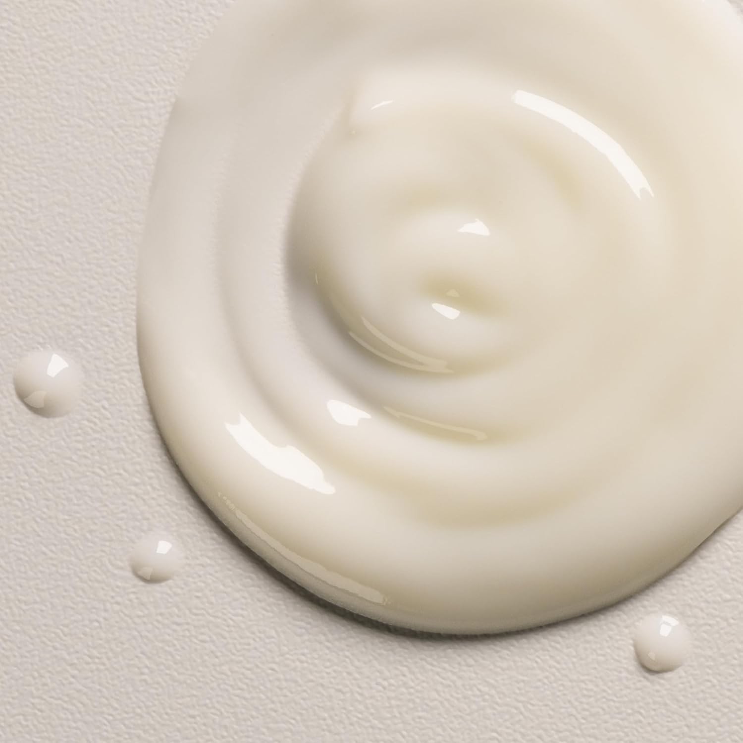 Davines OI All In One Milk, Hair Leave-in Conditioner Multi-Function Spray Tre