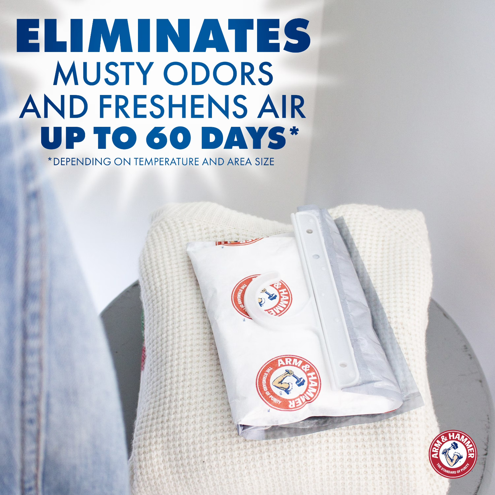 (4 pack) Arm & Hammer Moisture Absorber Hanging Bag – 16 oz, 2 pack, Clean Burst