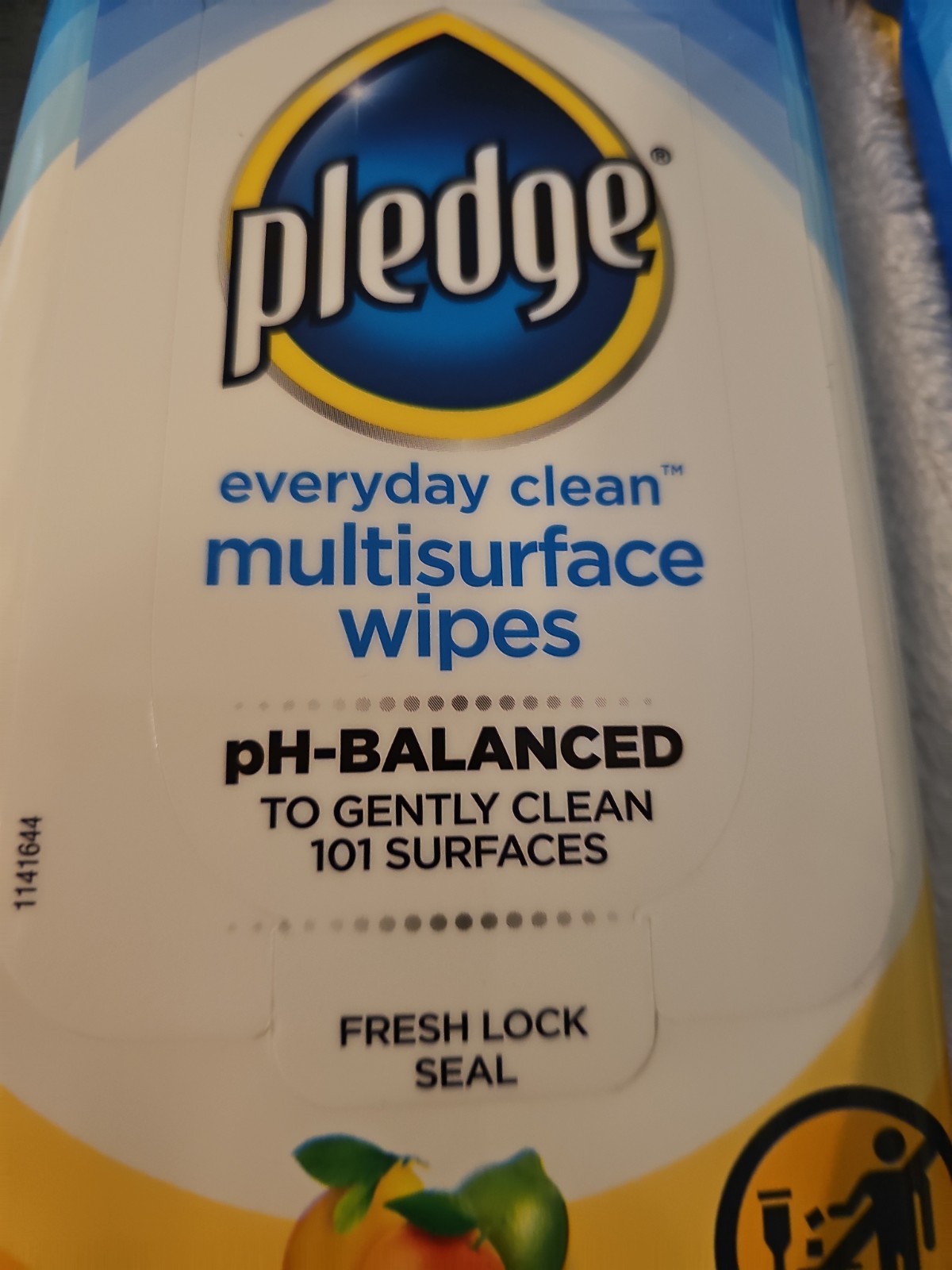 6)- Pledge Multi-Surface Wipes, Fresh Citrus 25ct NEW & Sealed