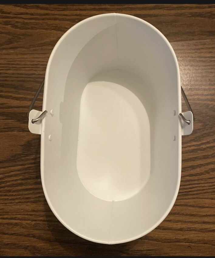 GROVE COLLABORATIVE – MATTE WHITE CLEANING CADDY TIN BUCKET – New