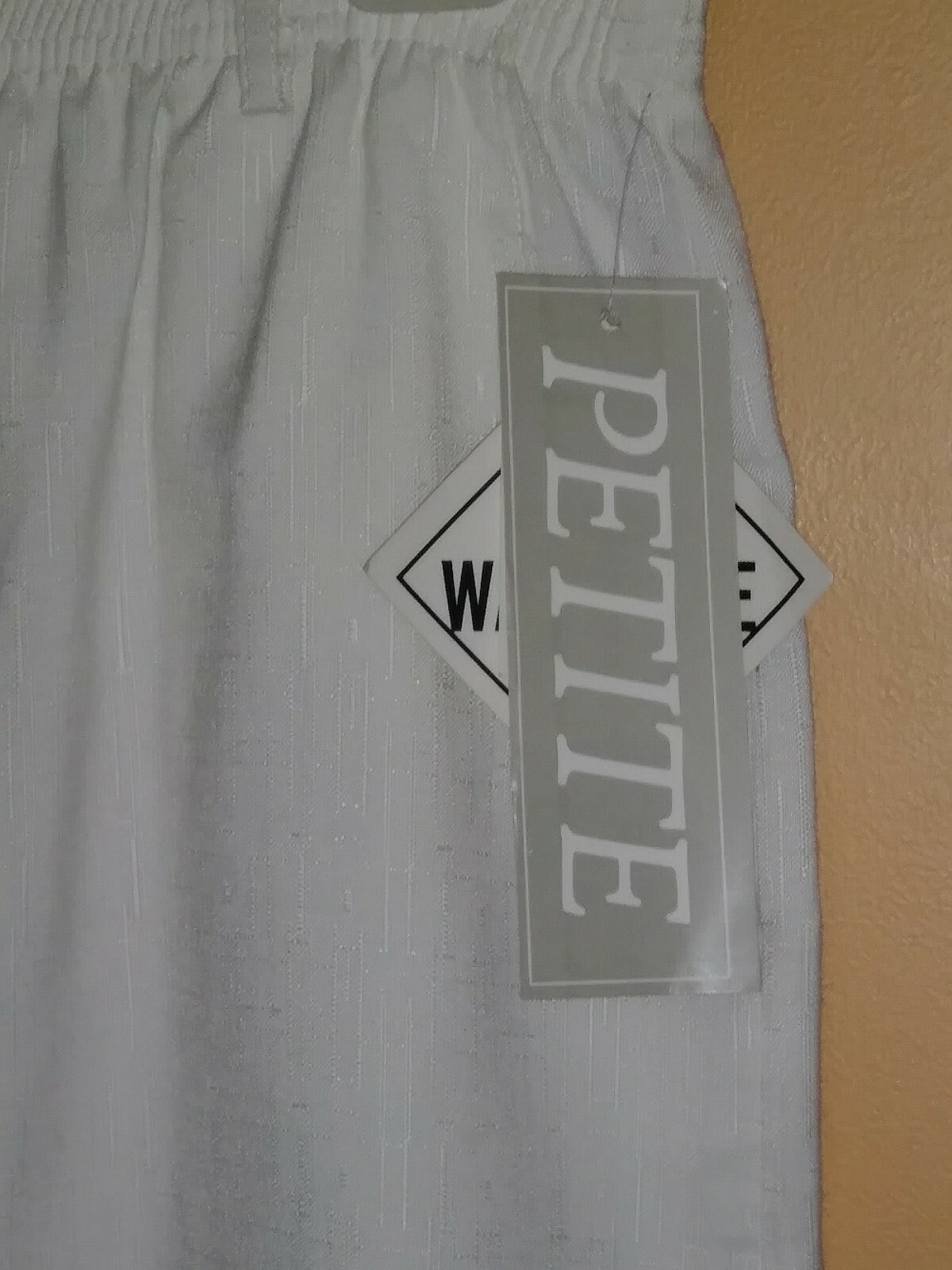 APPARENZA PETITE PULL-ON A SKIRT WHITE WITH SIDE POCKETS SIZE P/L NWT POLY RAYON