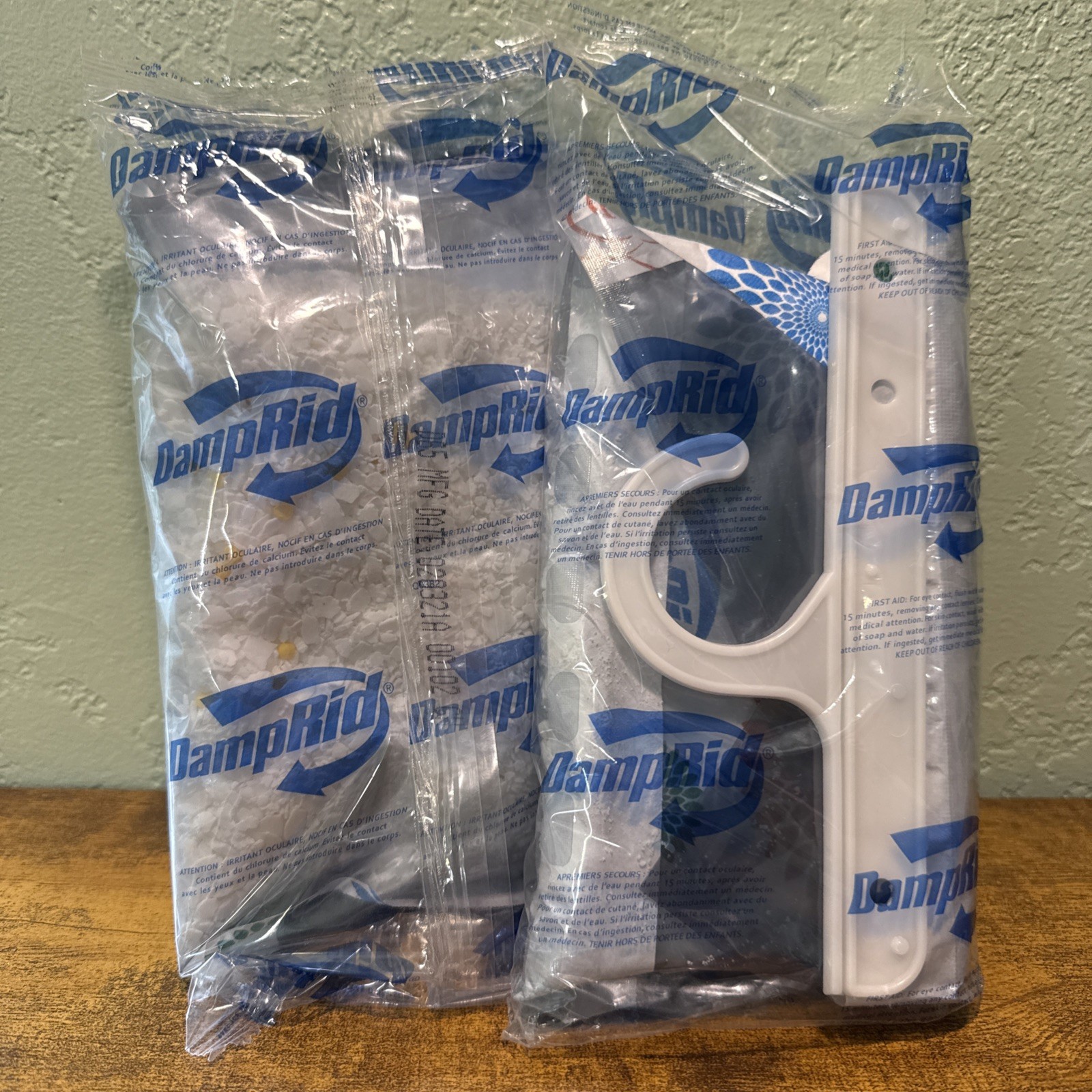 DampRid Hanging Bag Closet Two Pack – NO BOX Sealed In Plastic Bag Damp Rid NEW