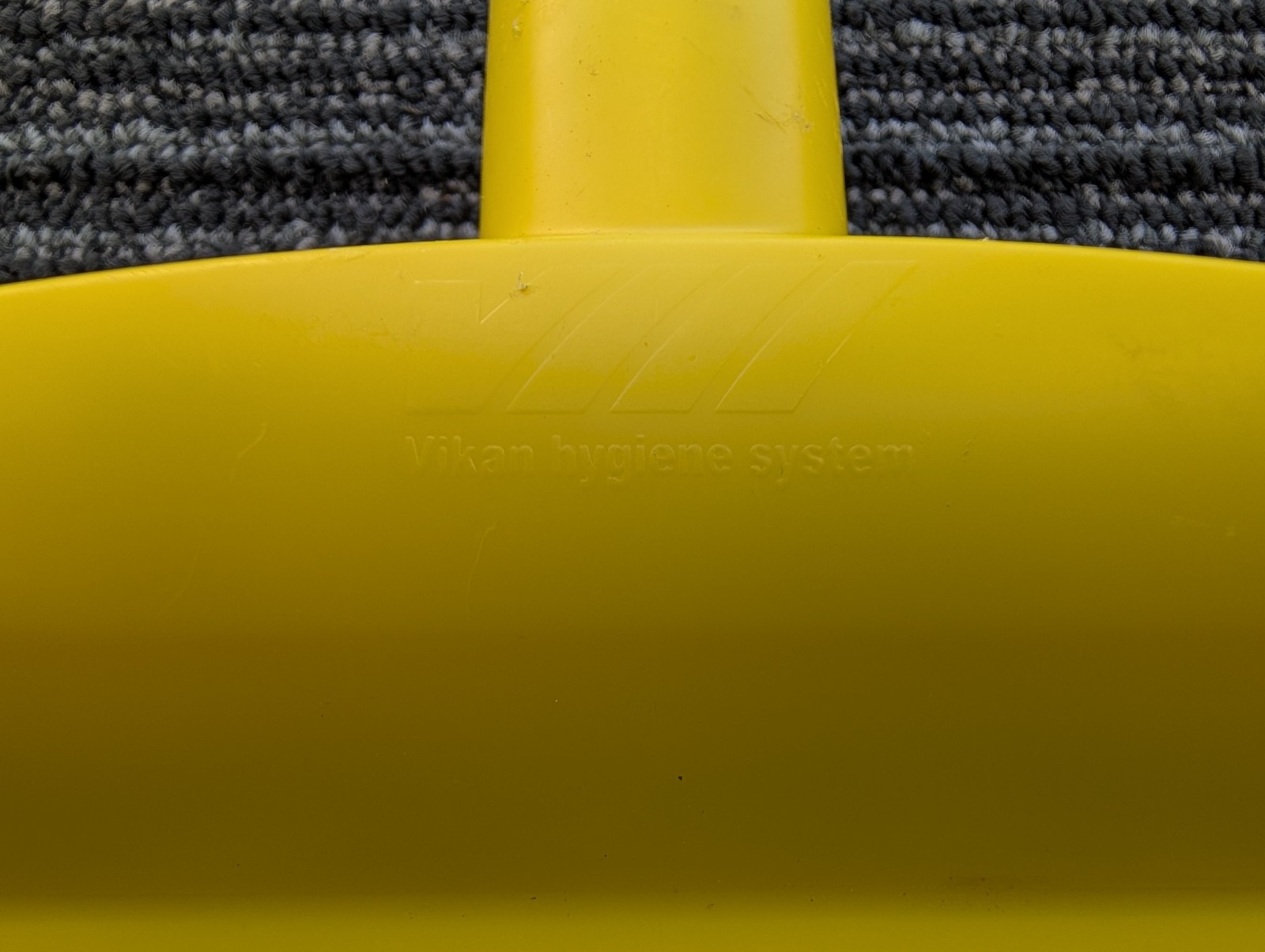 VIKAN Floor Squeegee,24 in W,Straight