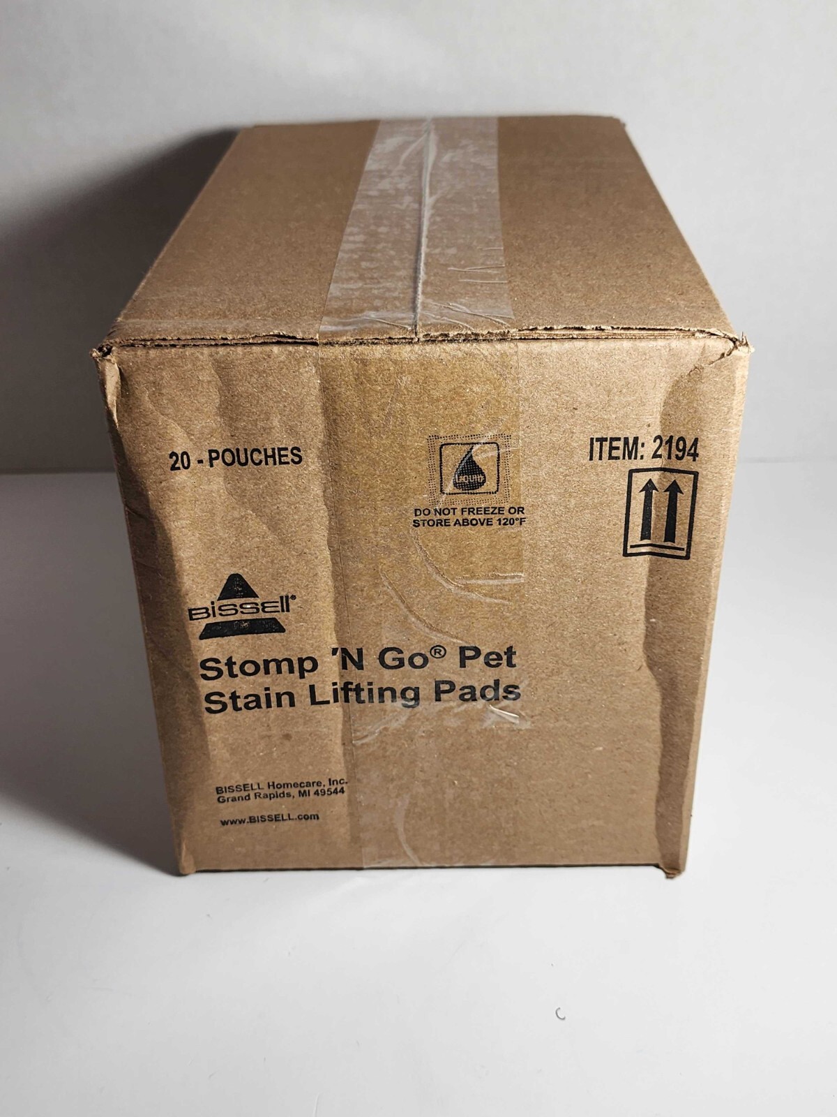 Box of 20 Bissell Stomp ‘N Go Pet Lifting Pads + Oxy Stain Carpet Rug Cleaning