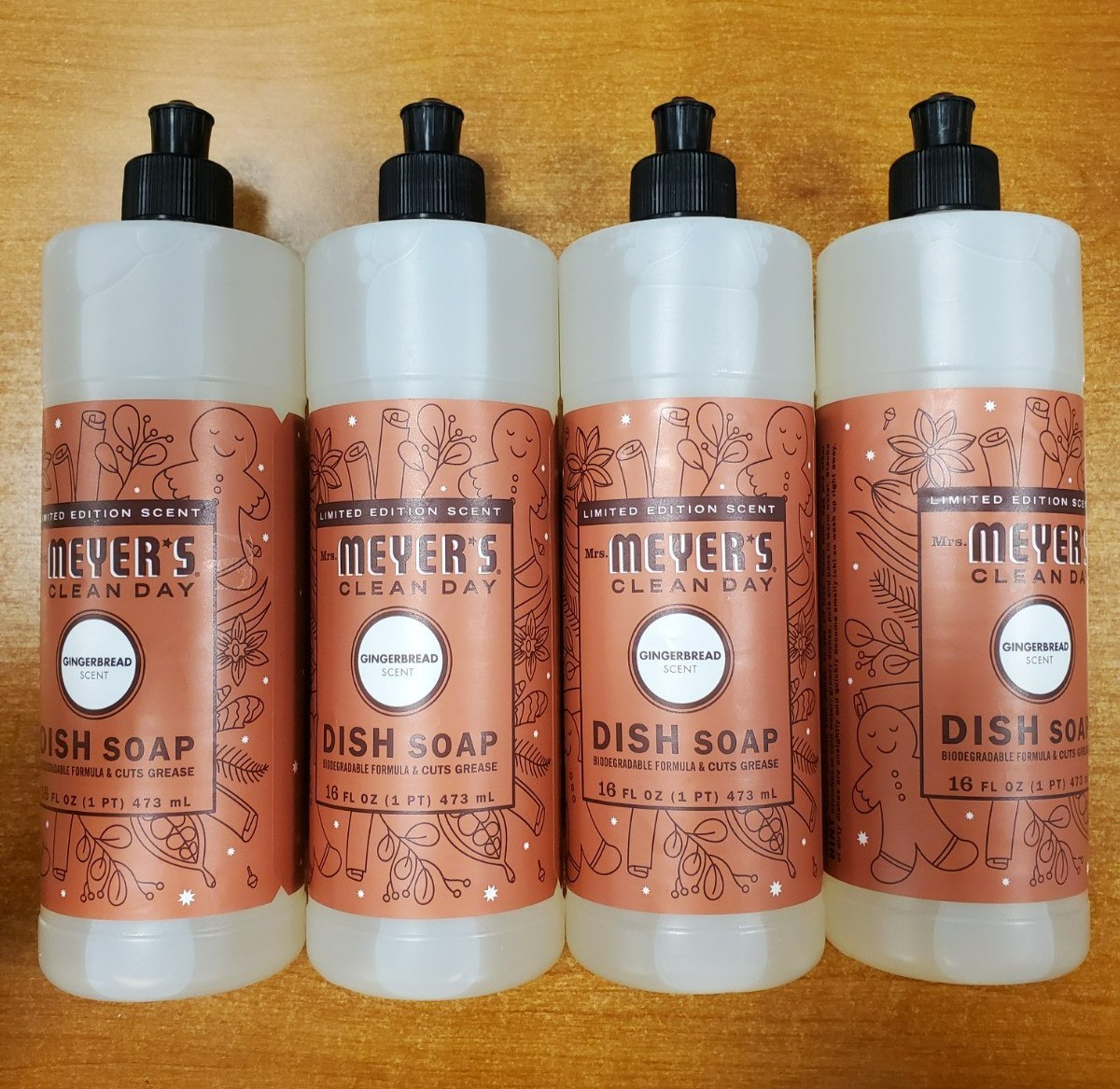 4 Pk: MRS. MEYER’S CLEAN DAY Liquid Dish Soap *Gingerbread* 16 oz. ea. (0143) 8C