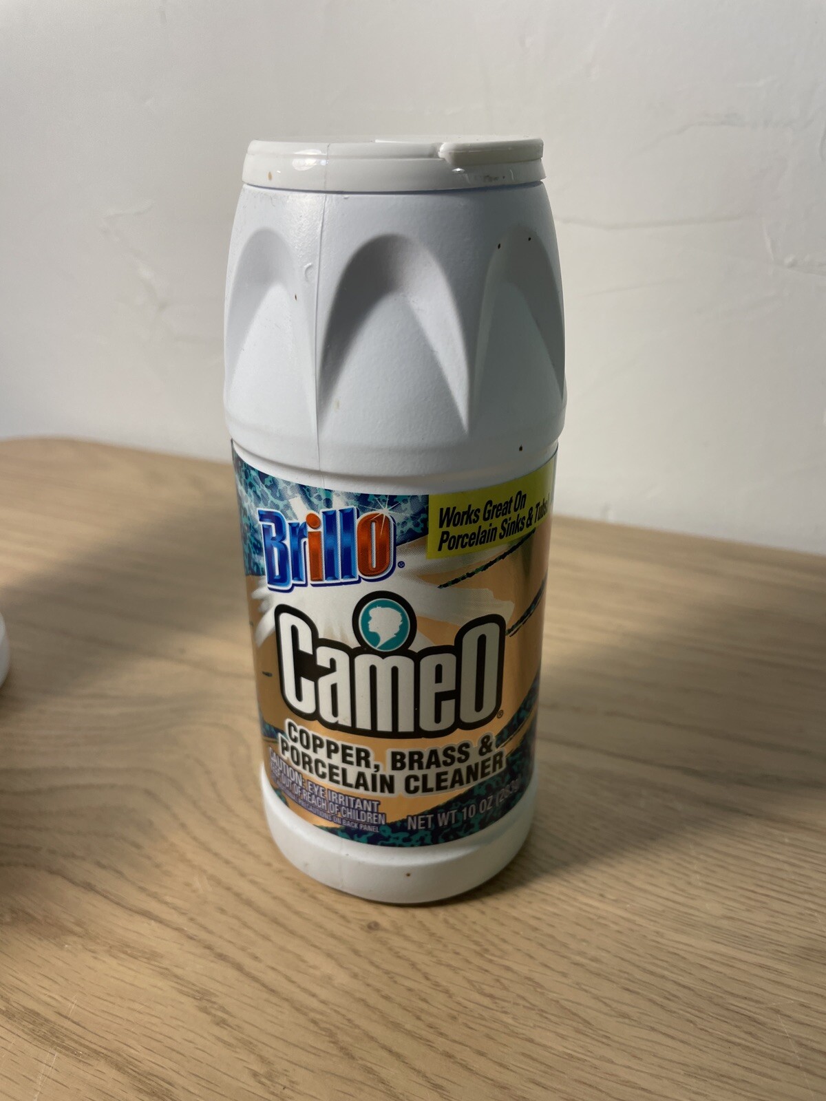 CAMEO Copper Brass Porcelain POWDER Old Stock 10 Oz White Cap Green Label