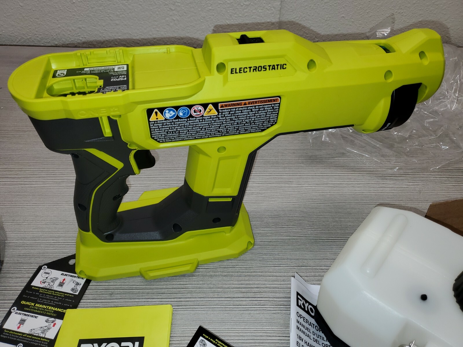 RYOBI ONE+ 18V Cordless Handheld Electrostatic Sprayer Kit with (1) 2.0 Ah Batte