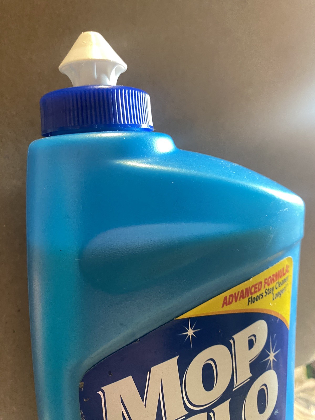 VTG 2004 Mop & Glo Triple Action Floor Shine Cleaner 32oz Movie Prop almost full