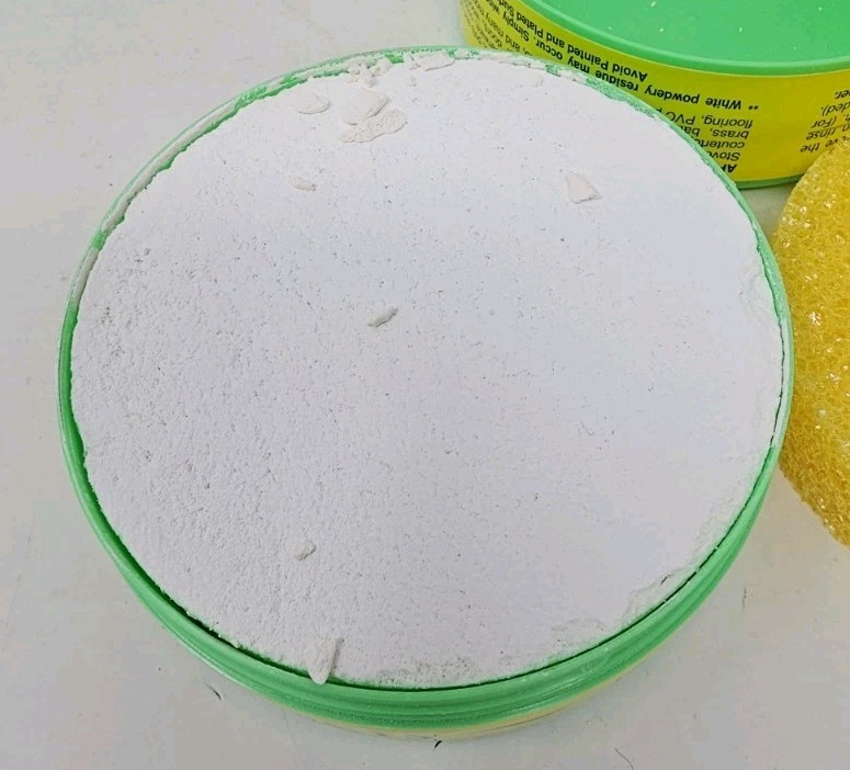2 x’s Earth Brite Natural All Purpose Cleaner Eucalyptus 10.5 oz w/ Sponge NEW