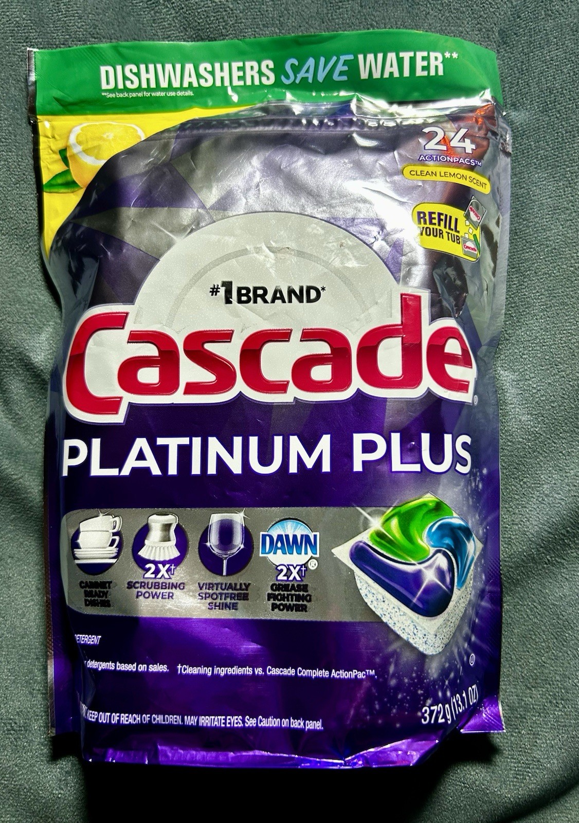 Cascade Platinum Plus Dishwasher Detergent Capsules 24 Count Clean Lemon Scent