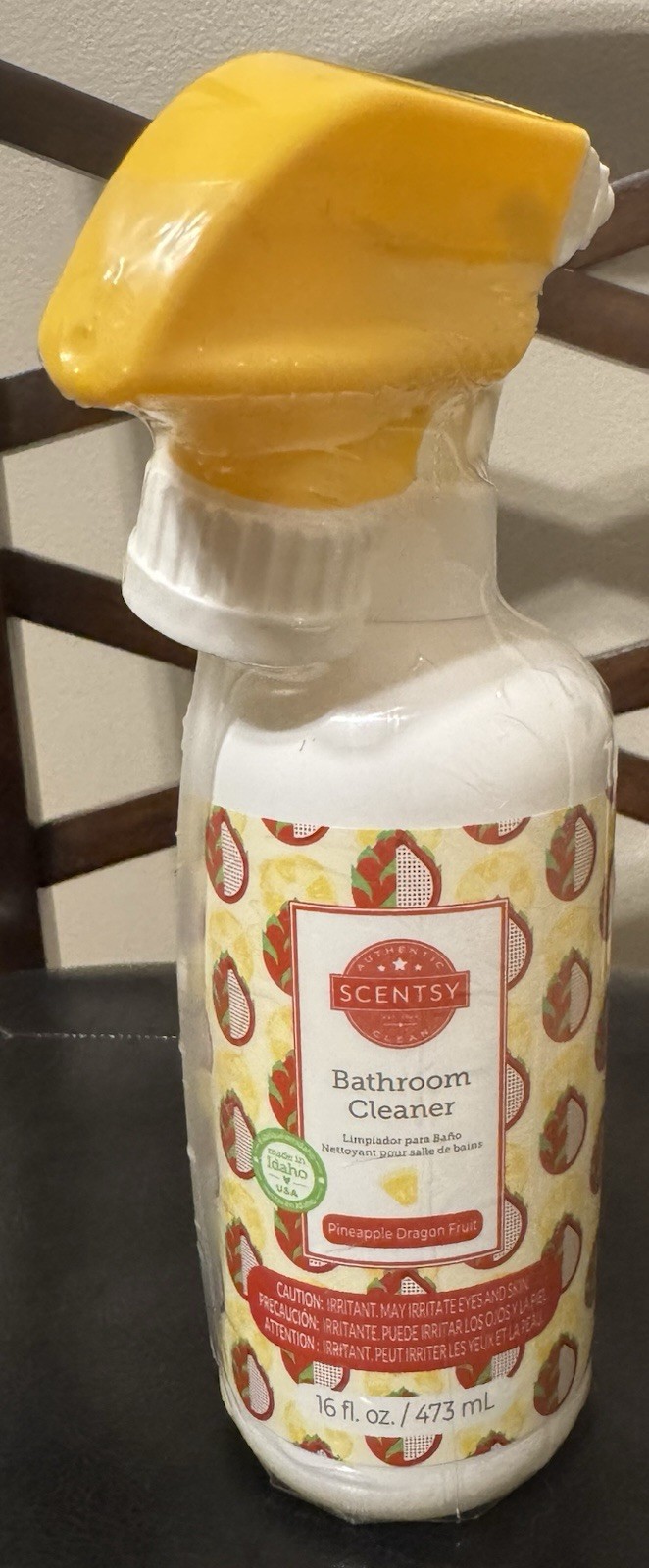 Scentsy Bathroom Cleaner Spray – Pineapple Dragon Fruit Scent 16 Oz. Sealed!