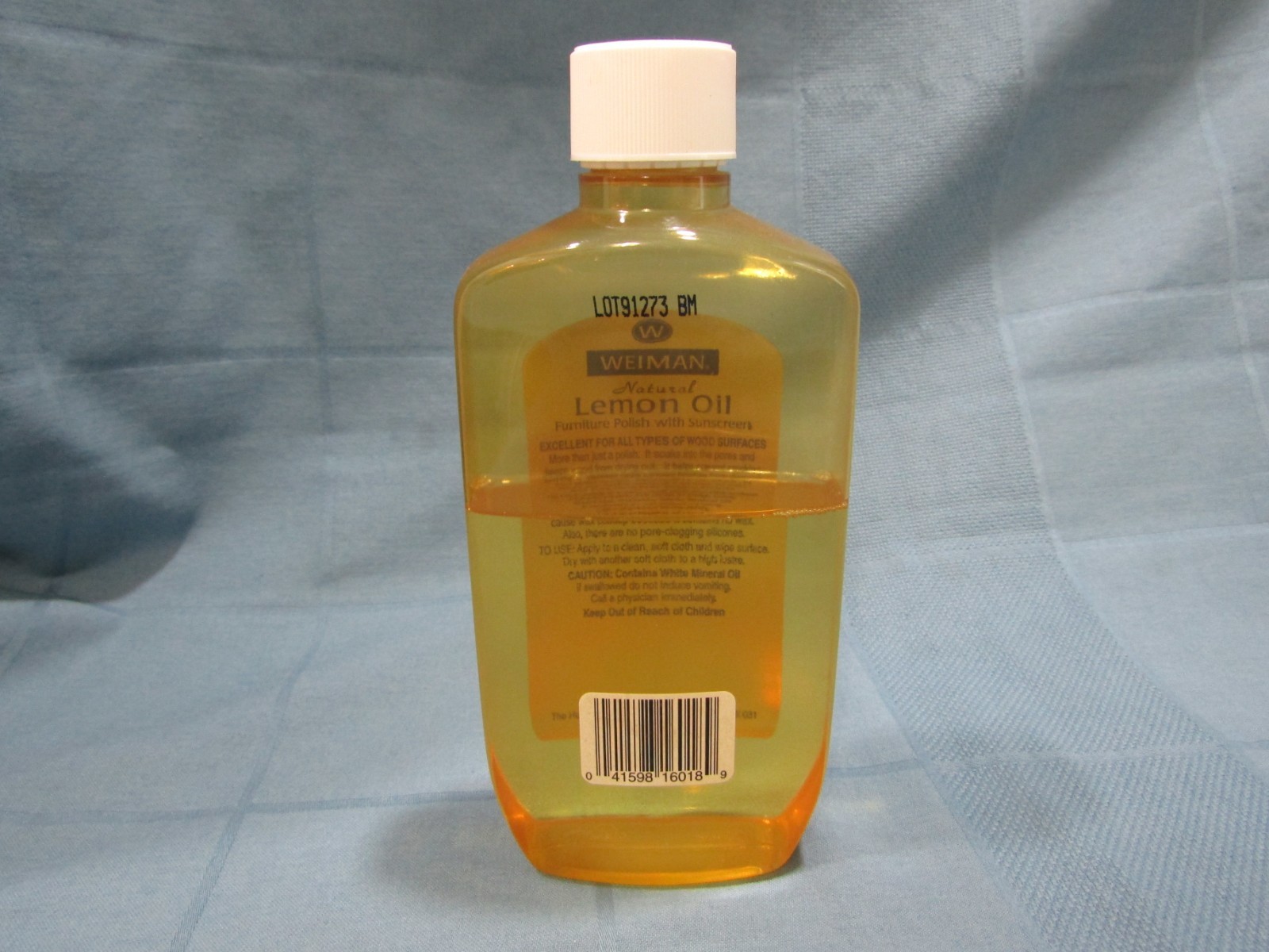 Weiman Lemon Oil Furniture Wood Polish with Sunscreen 16 Oz Bottle – 10.5 oz. R