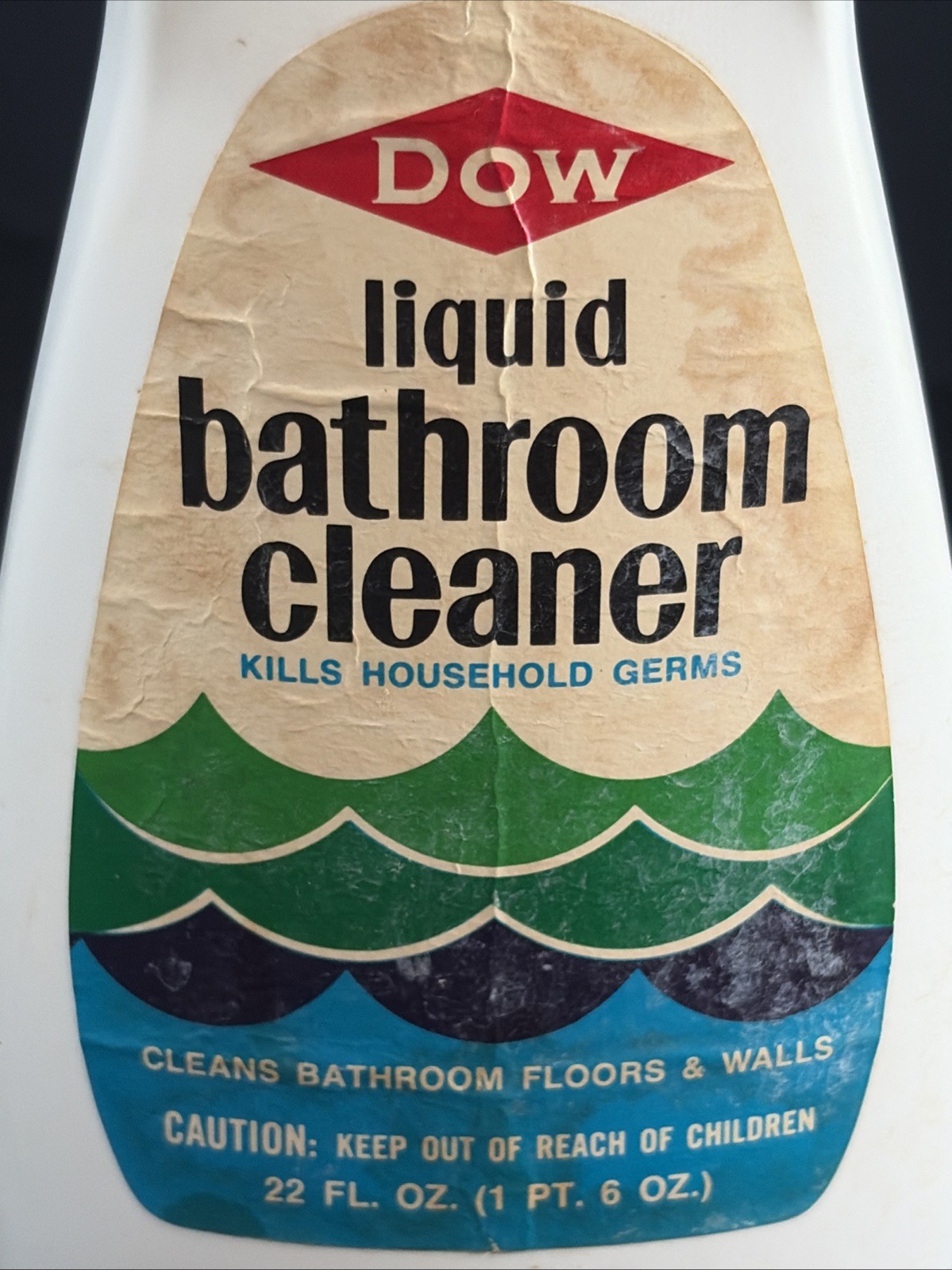 Vtg 1969 Dow Liquid Bathroom Cleaner 22oz Bottle Great Graphics Prop
