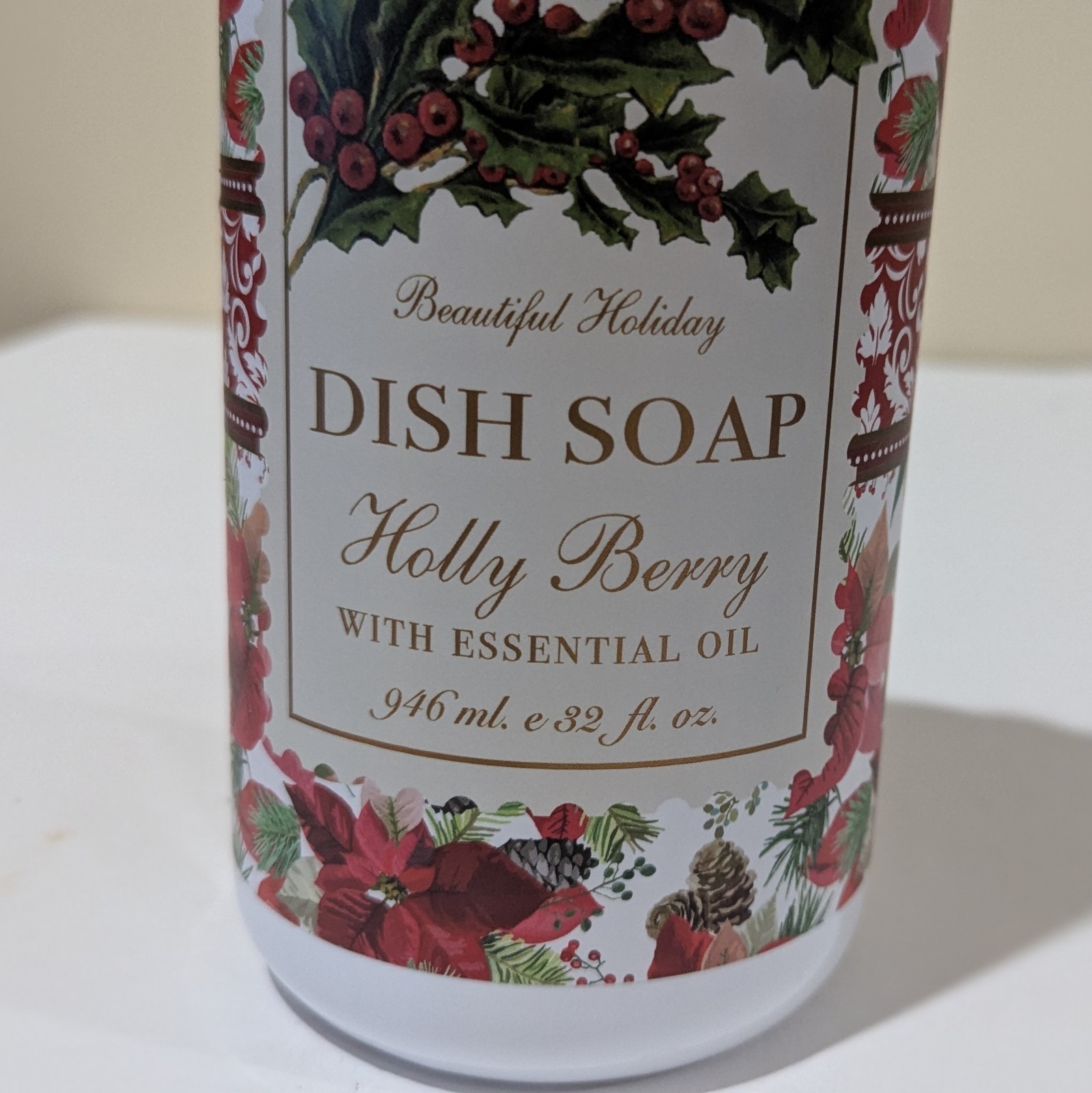 NEW Holly Berry With Essential Oil Dish Soap. 32 oz.