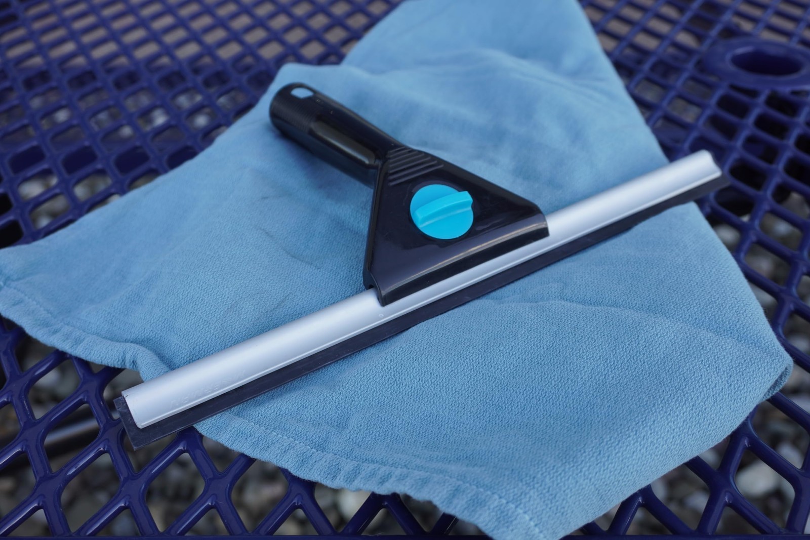 12 Inch All Purpose Window Squeegee – Lightweight Durable Plastic Handle -Alu…
