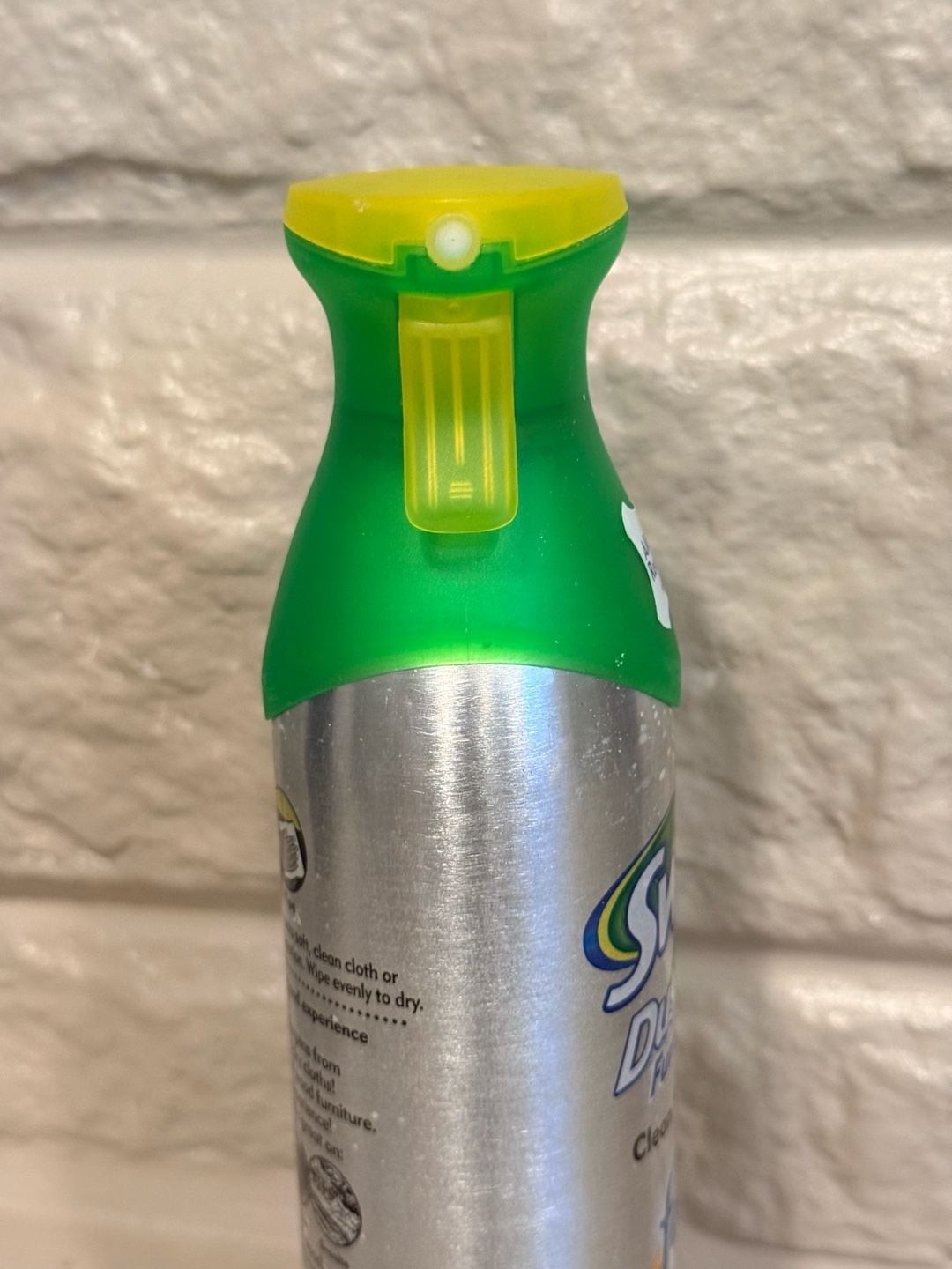 Swiffer Dust Shine Multi-Surface Furniture Spray Febreze, Citrus & Light, 9.7 oz
