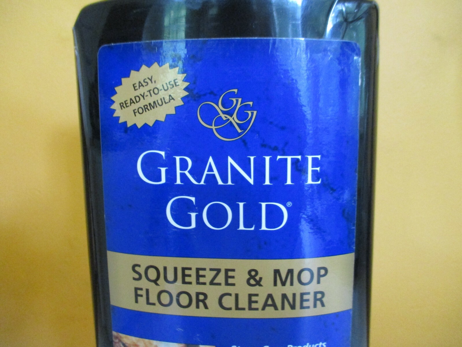 32 oz. Squeeze and Mop Floor Cleaner By Granite Gold Maintains shine