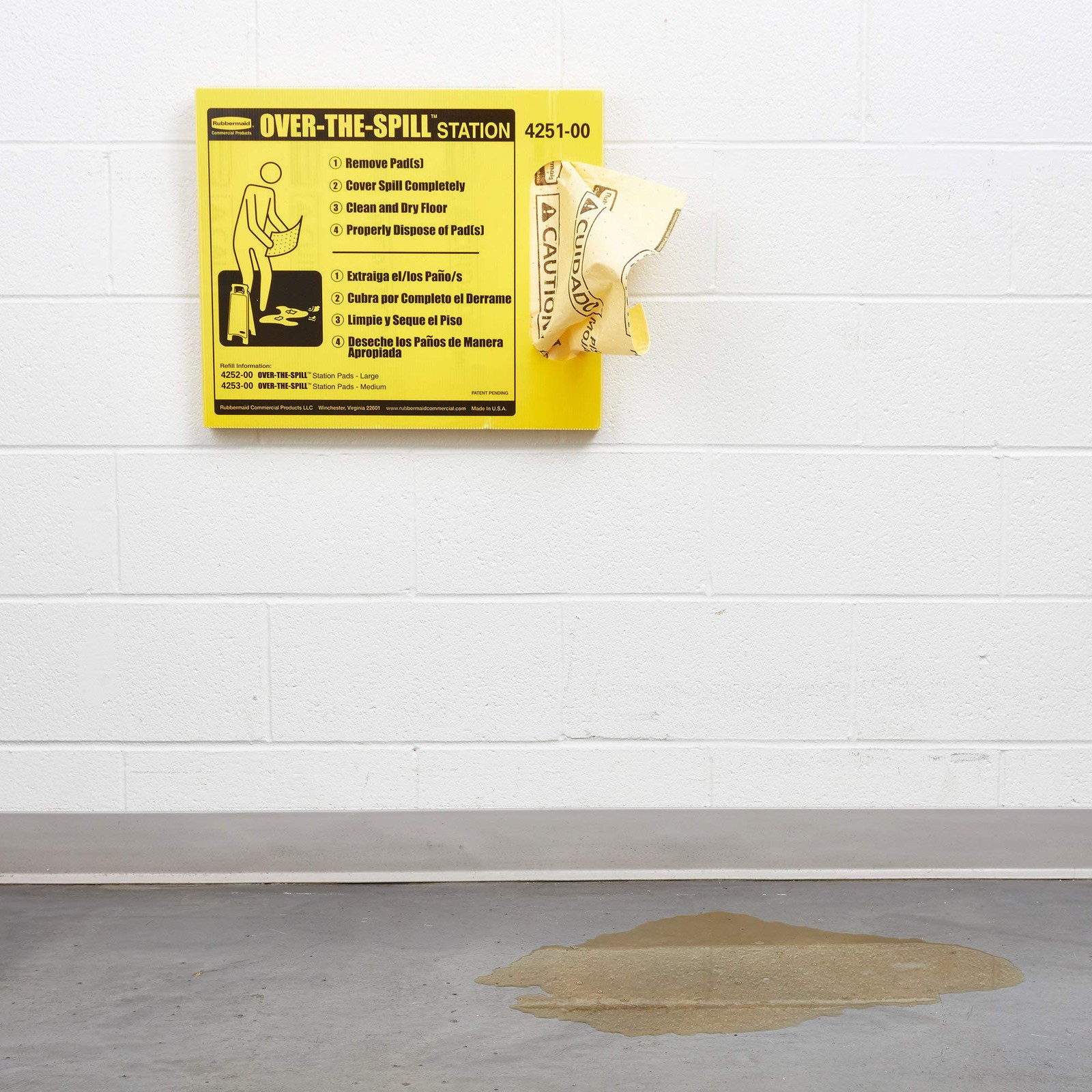 Rubbermaid Over the Spill Station Janitorial Supply Kit Yellow Safety Pads