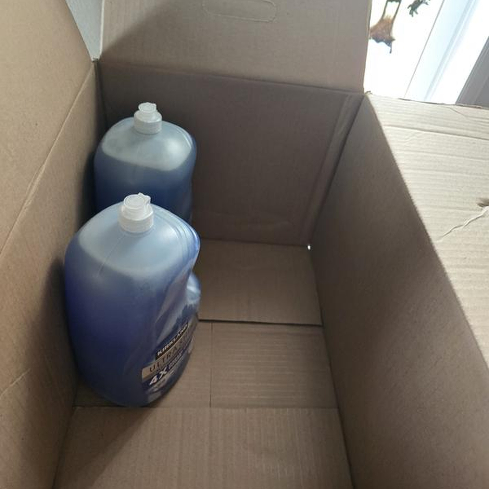 Kirkland Signature Commercial Dishwashing Liquid 90 oz Heavy Duty Degreaser Soap